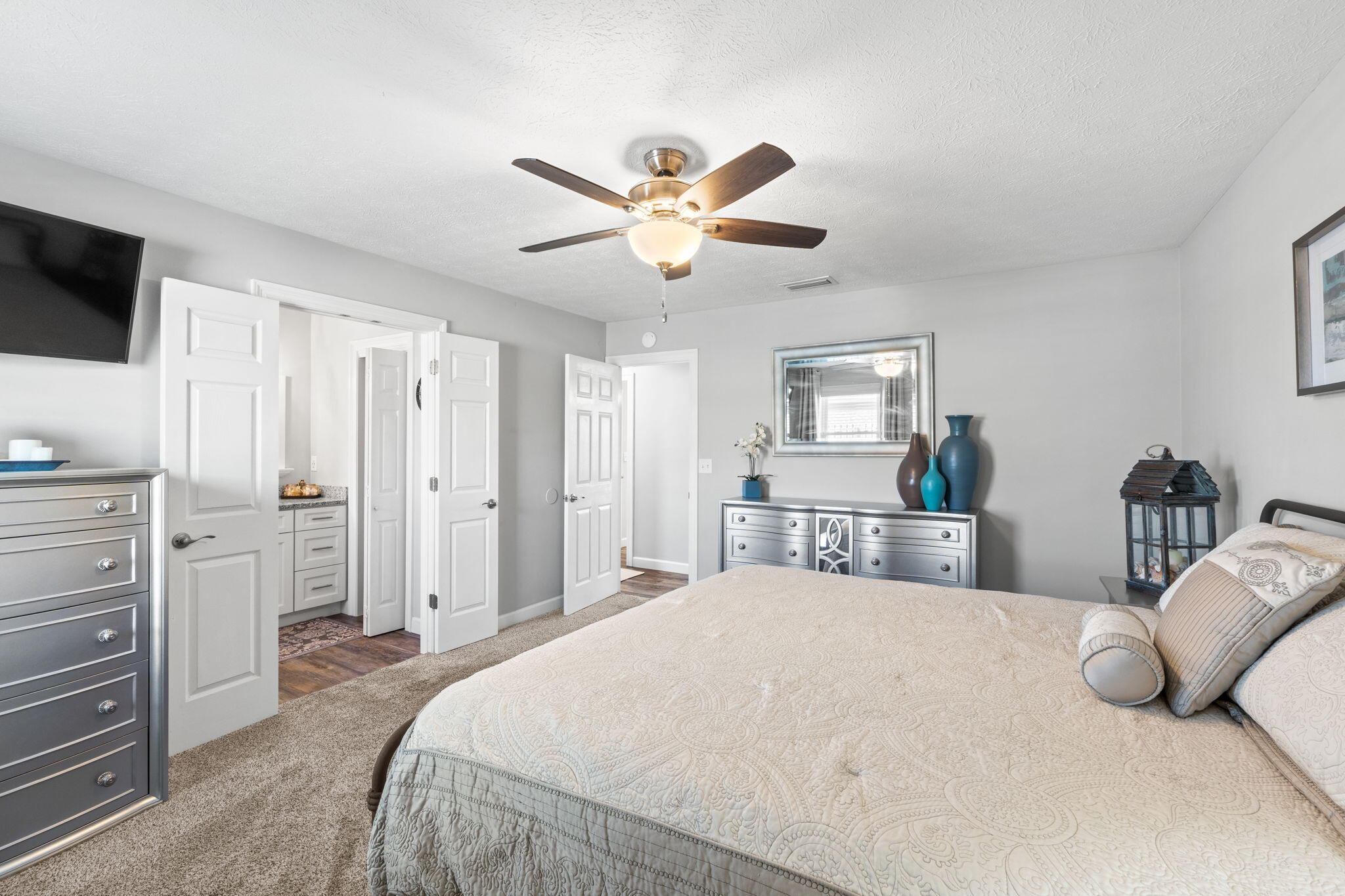 BAY FRONT - Residential