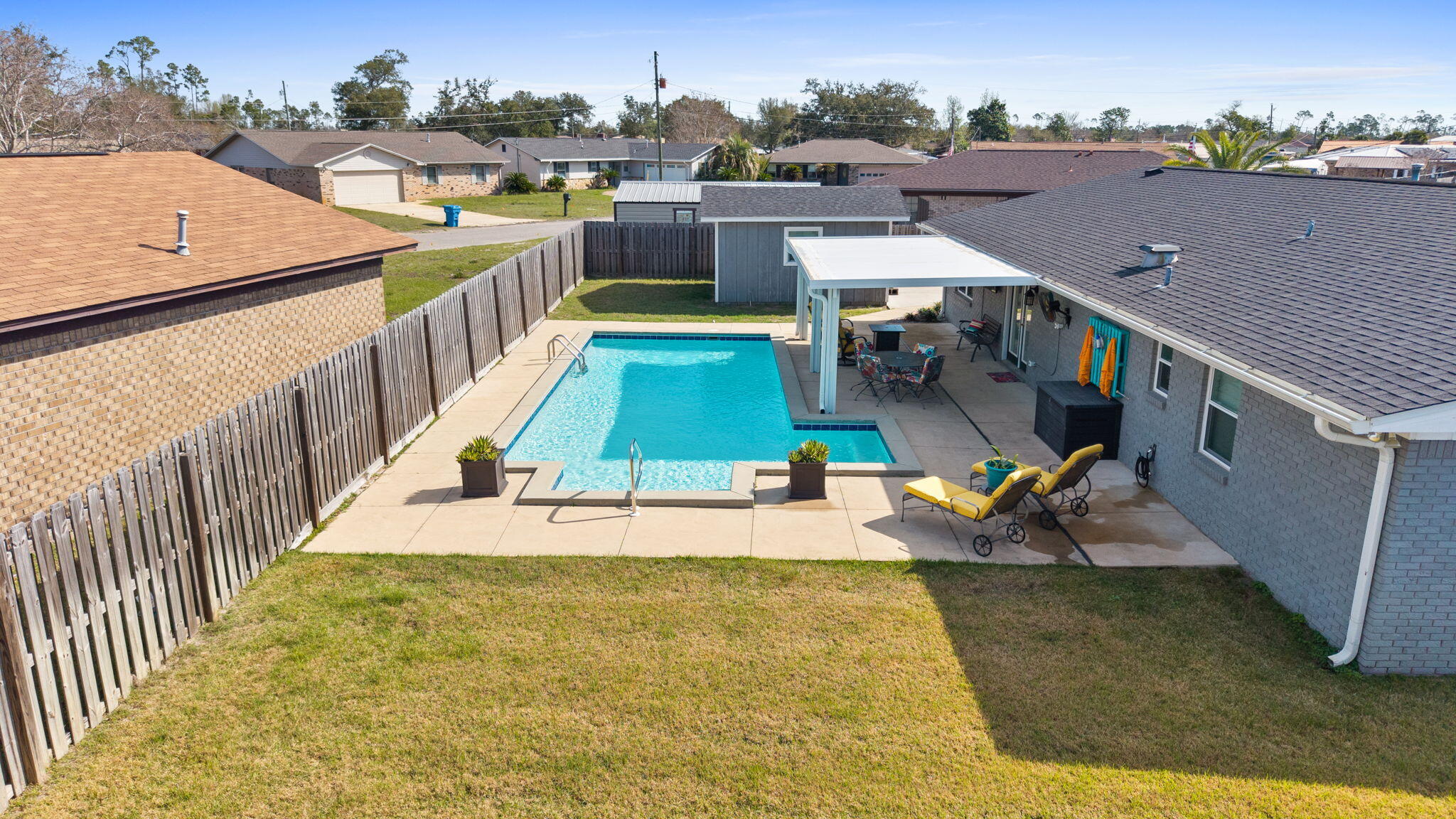 BAY FRONT - Residential