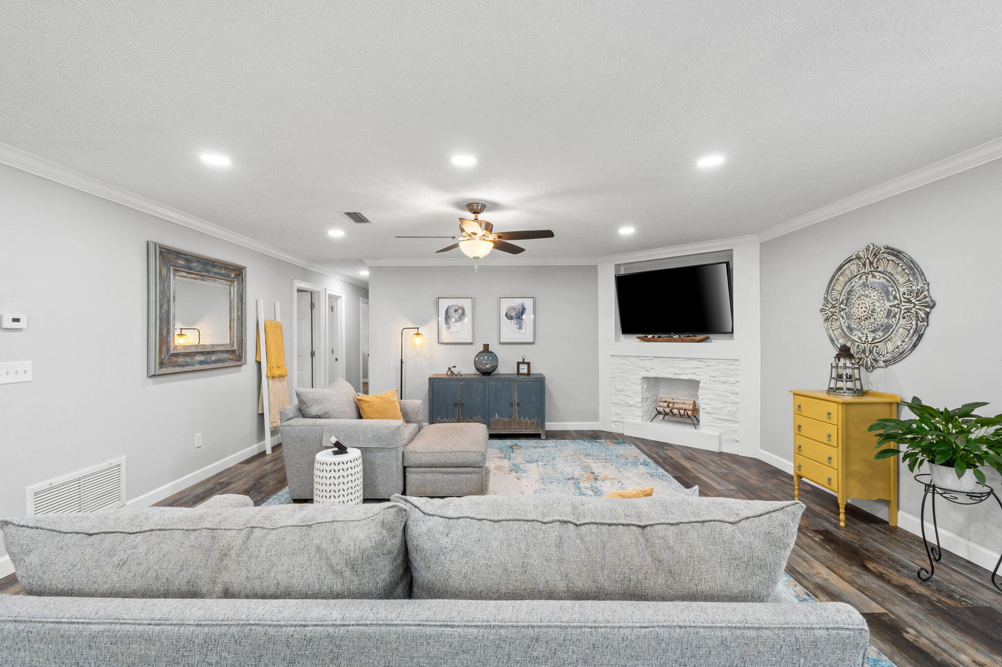 BAY FRONT - Residential