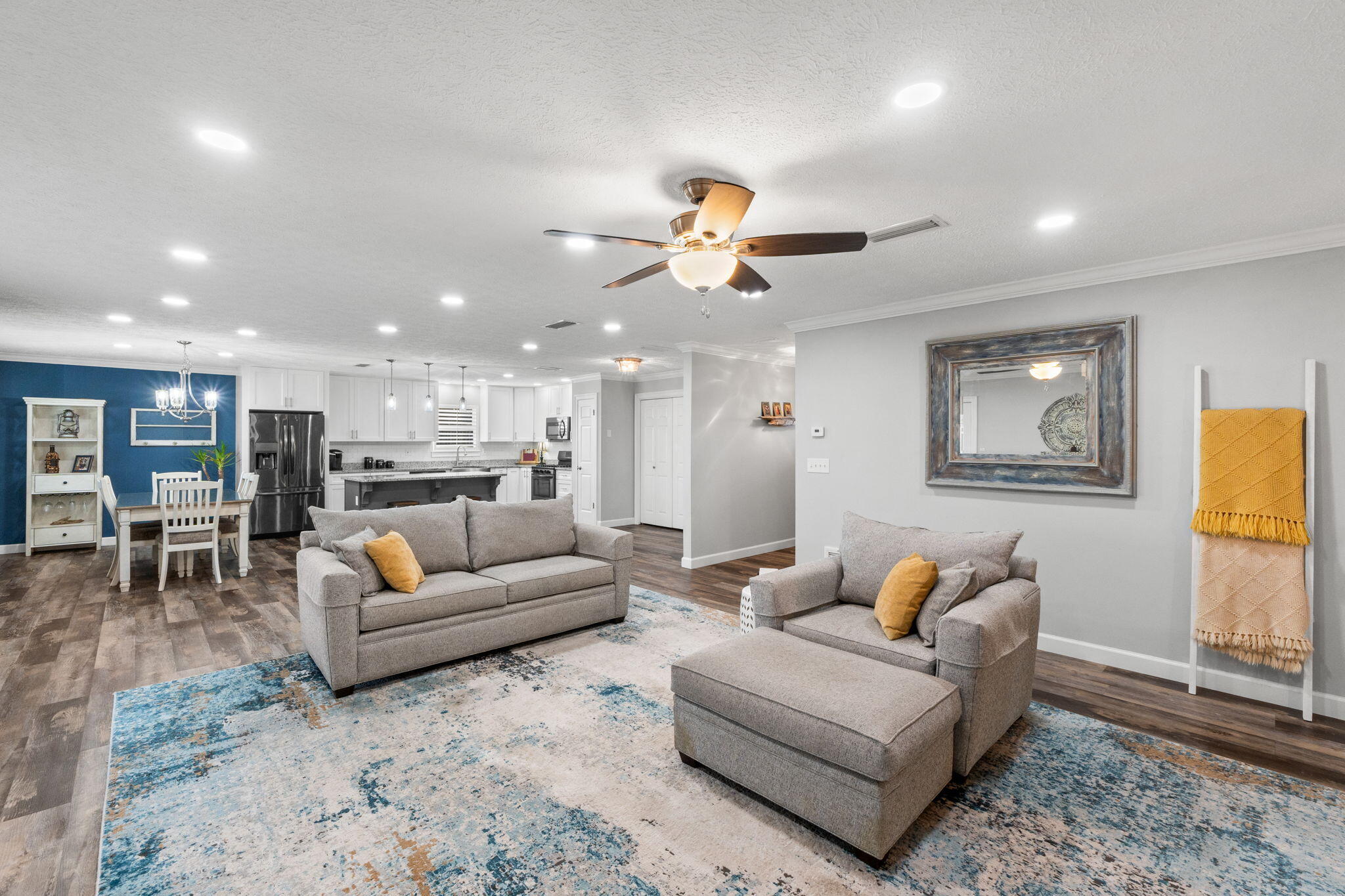 BAY FRONT - Residential