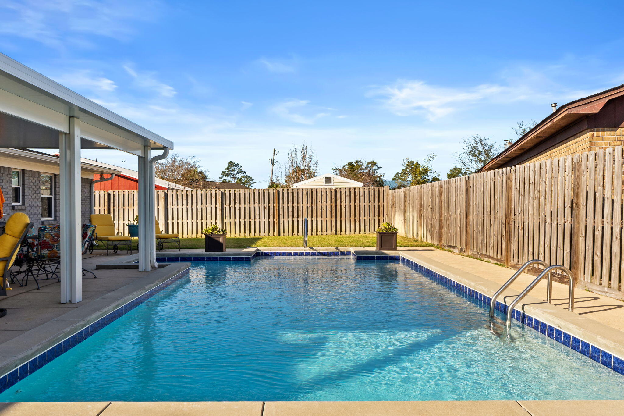 BAY FRONT - Residential