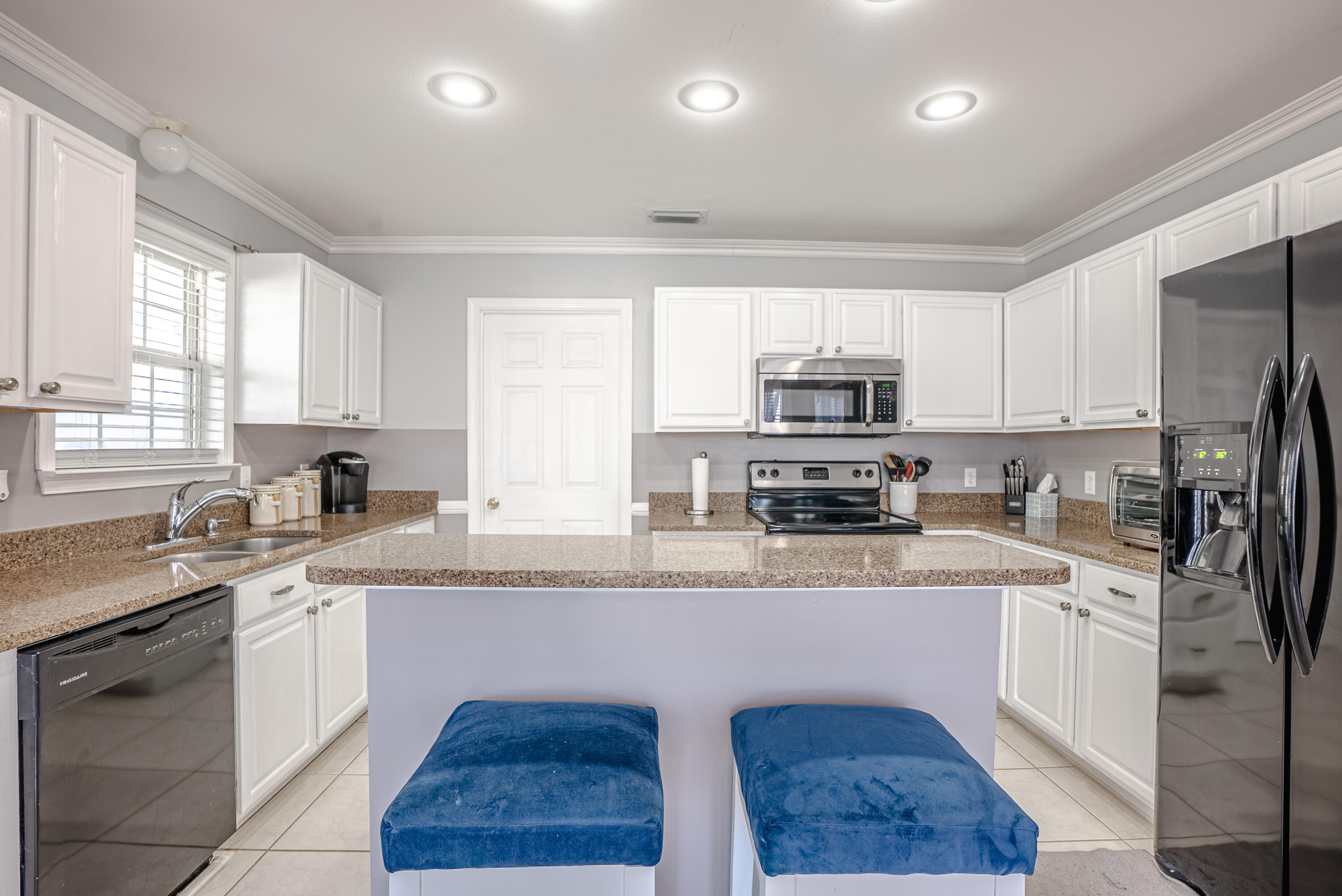 HILAND HILLS - Residential