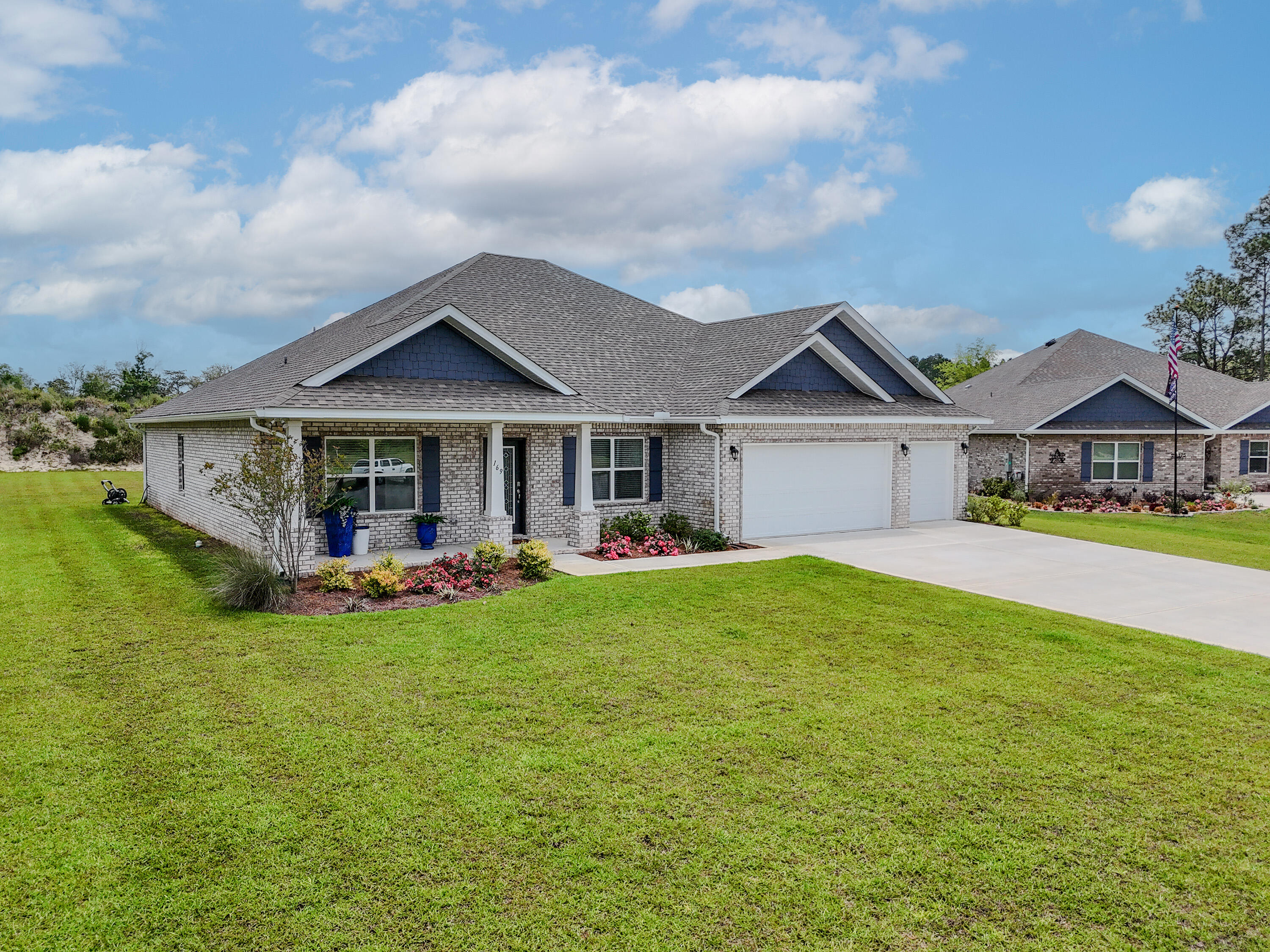 WINDSWEPT ESTATES - Residential