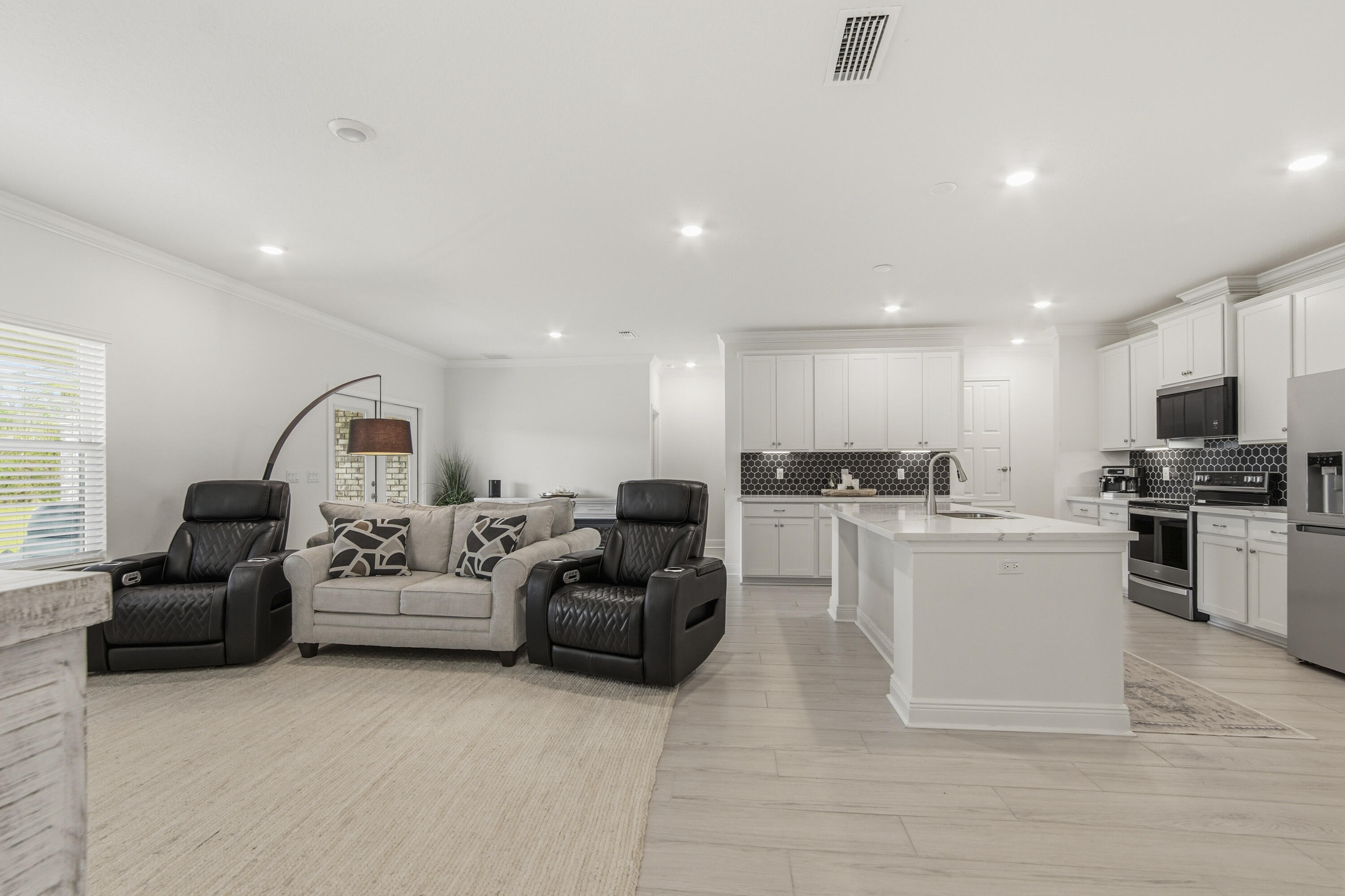 WINDSWEPT ESTATES - Residential