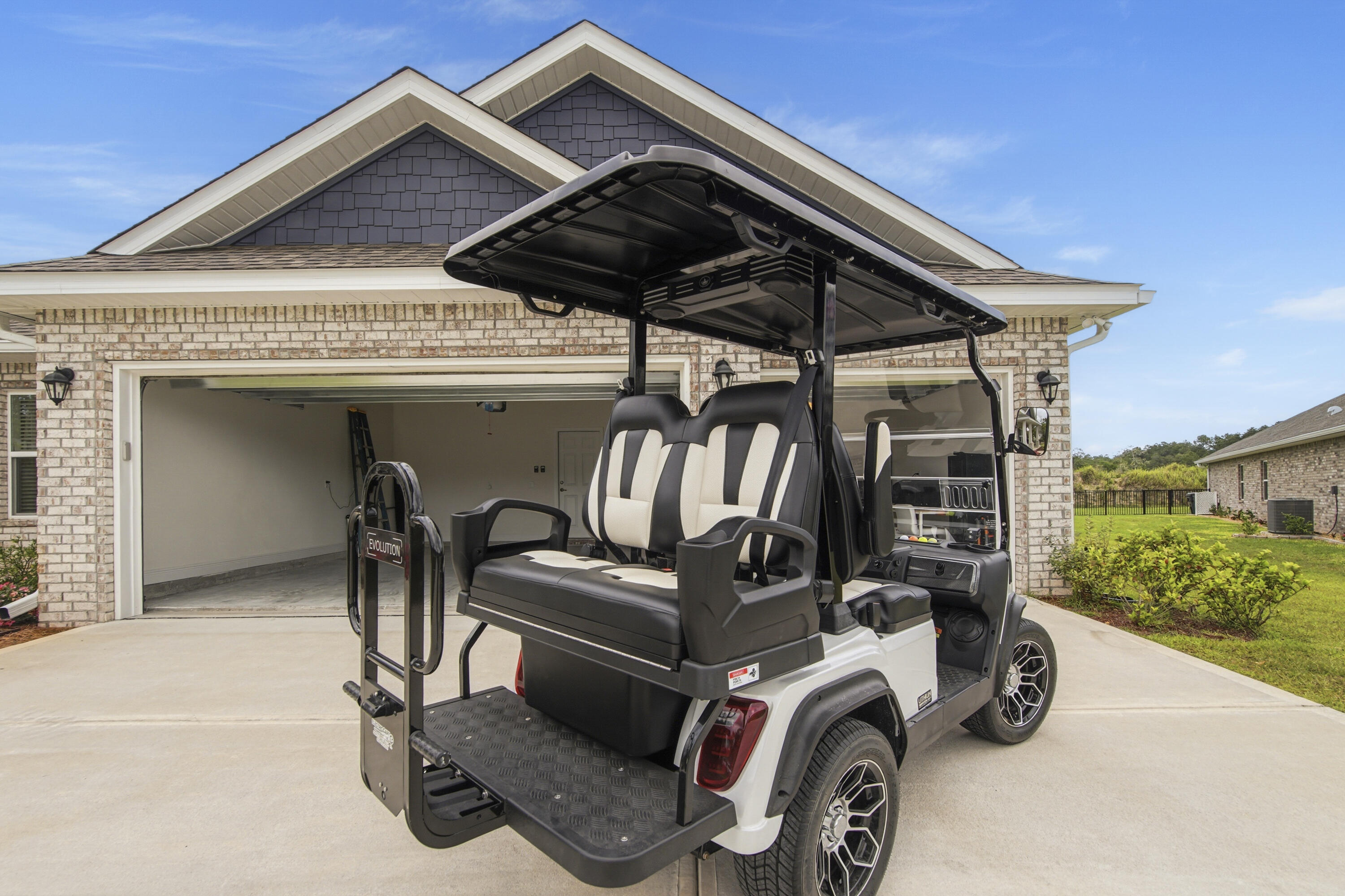 WINDSWEPT ESTATES - Residential