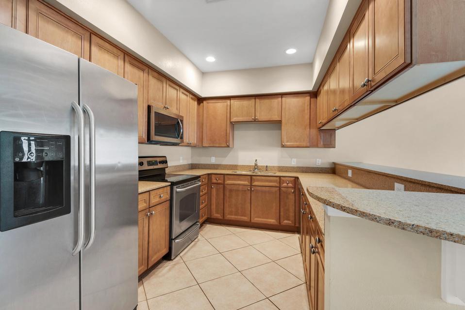 Shell Harbor condo - Residential Lease