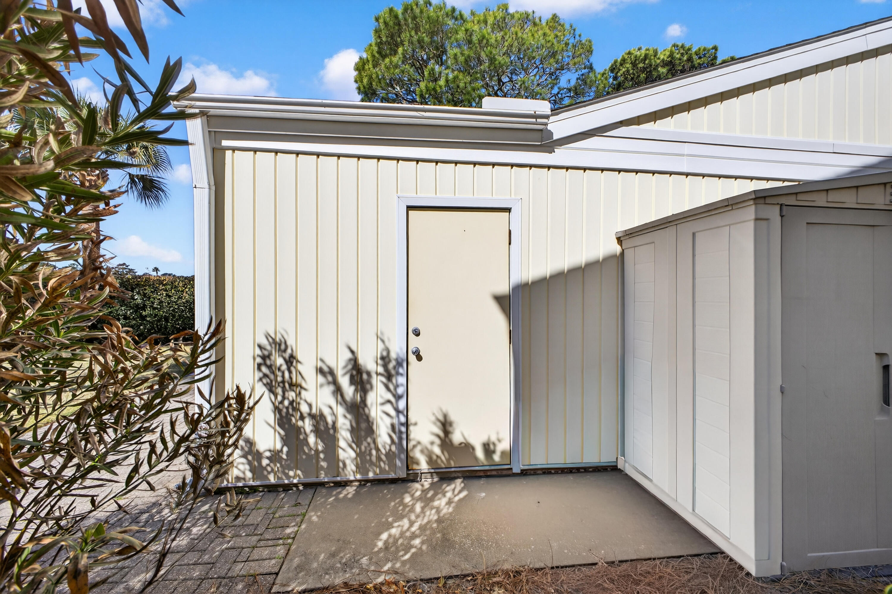 SANDPIPER VILLAGE CONDO - Residential