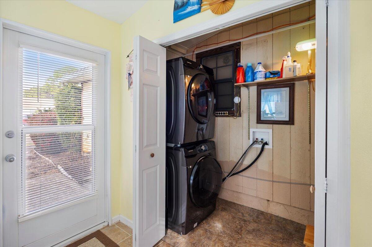 WYNNEHAVEN BEACH PATIO HOMES 1 - Residential