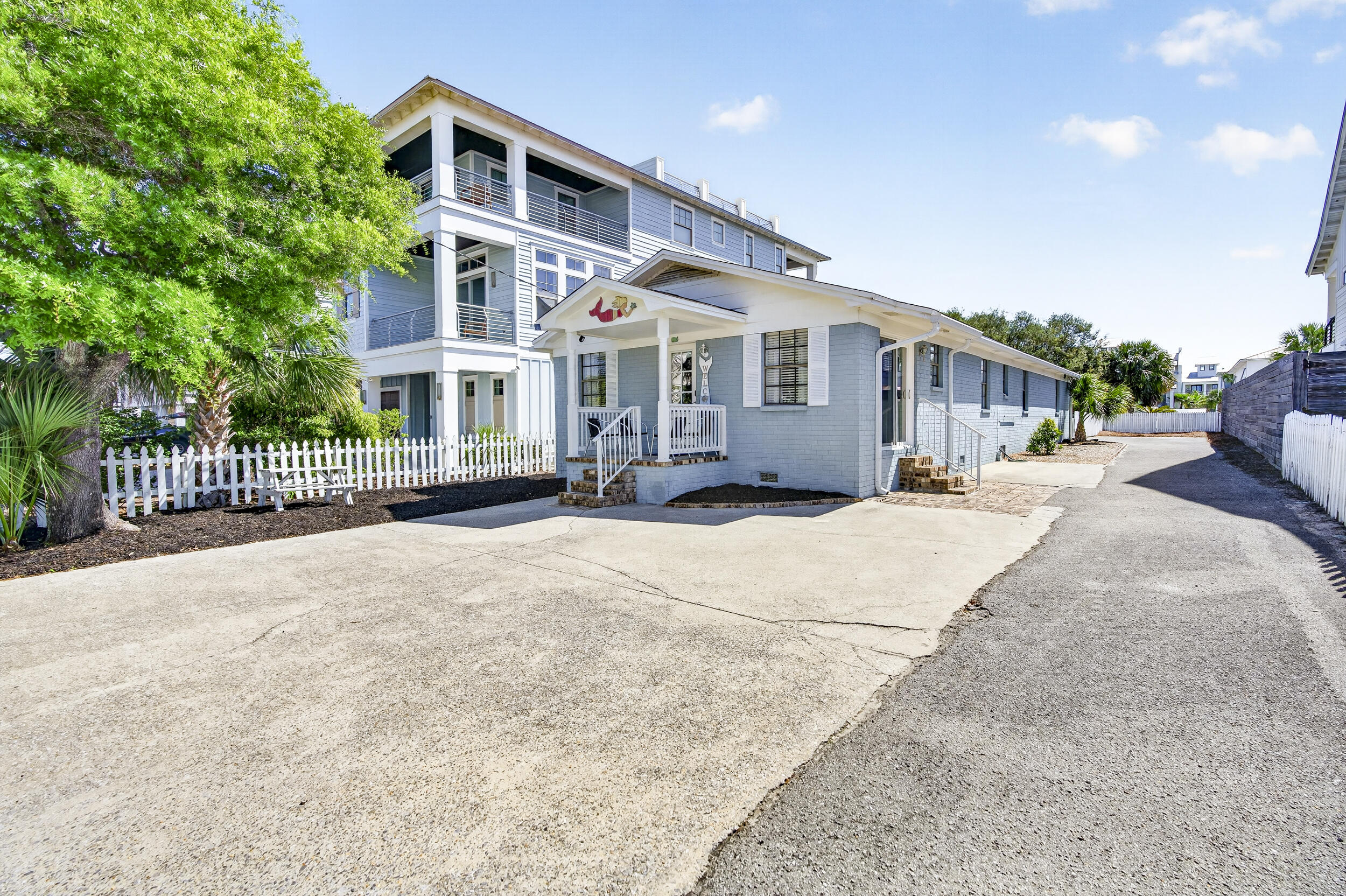 CRYSTAL BEACH - Residential