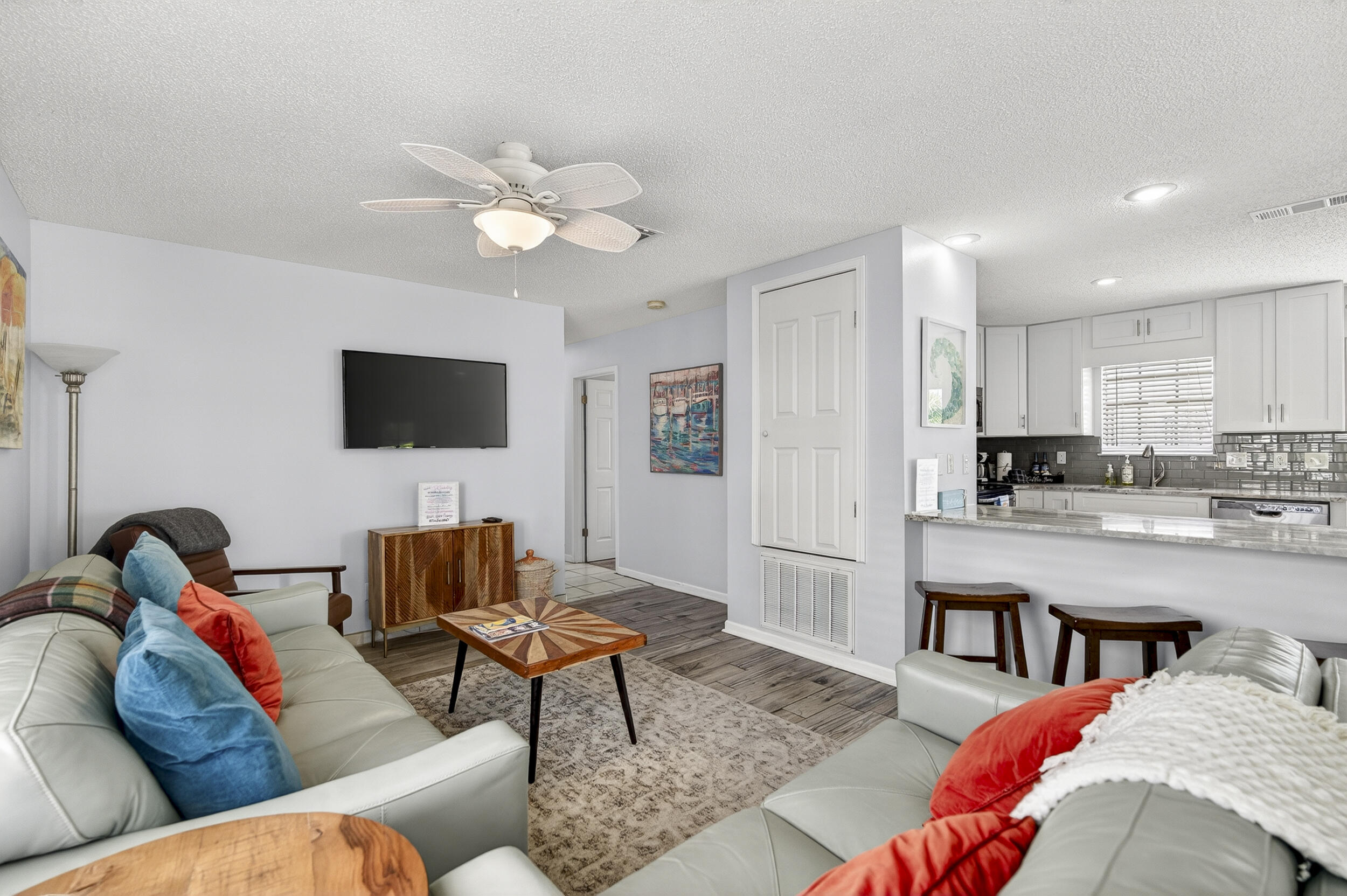 CRYSTAL BEACH - Residential