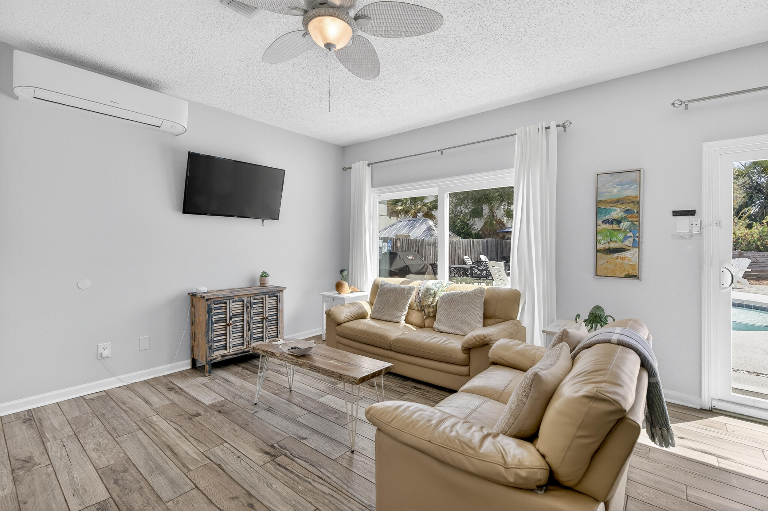 CRYSTAL BEACH - Residential