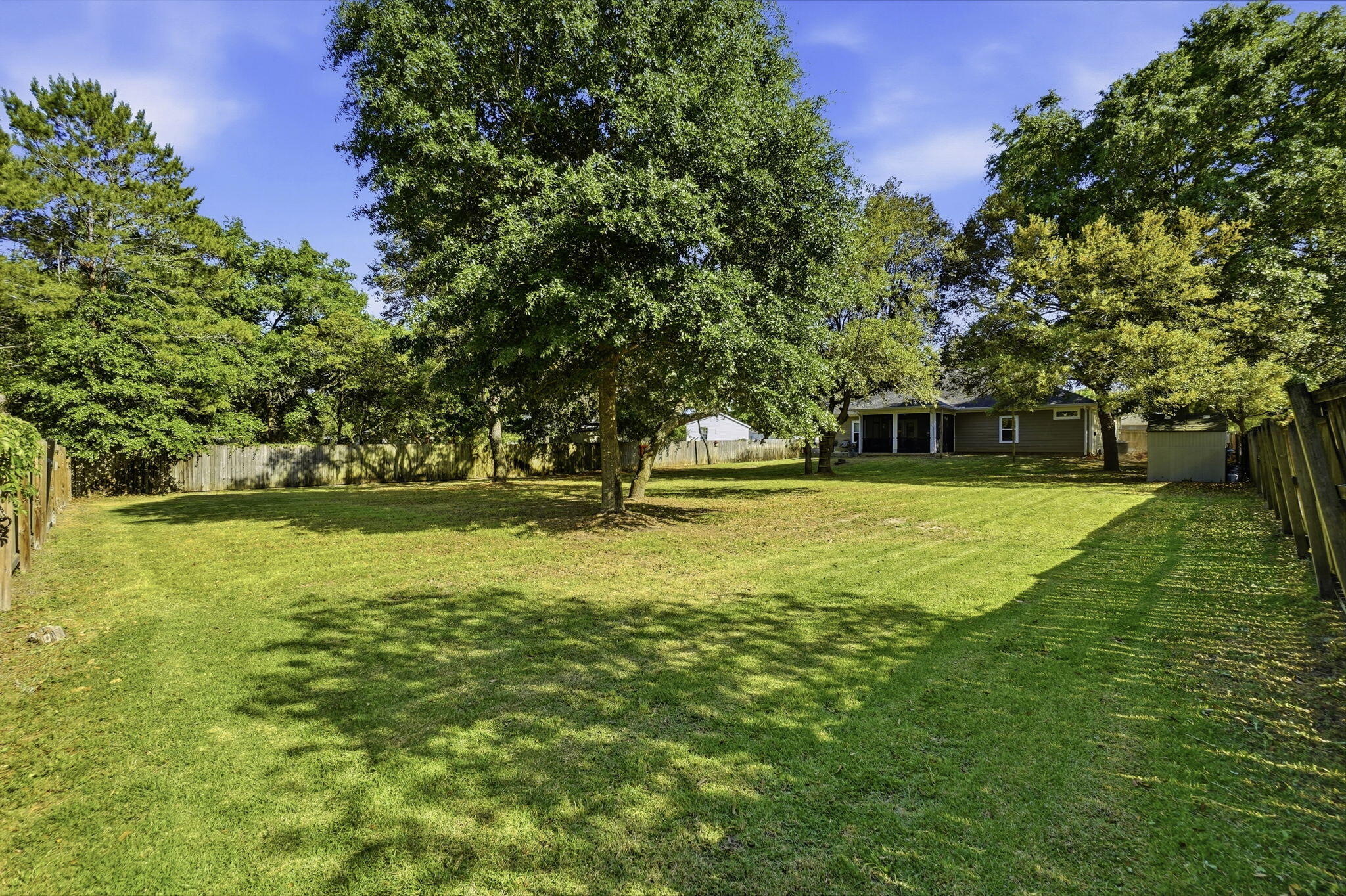 NAVARRE 2ND ADDITION - Residential