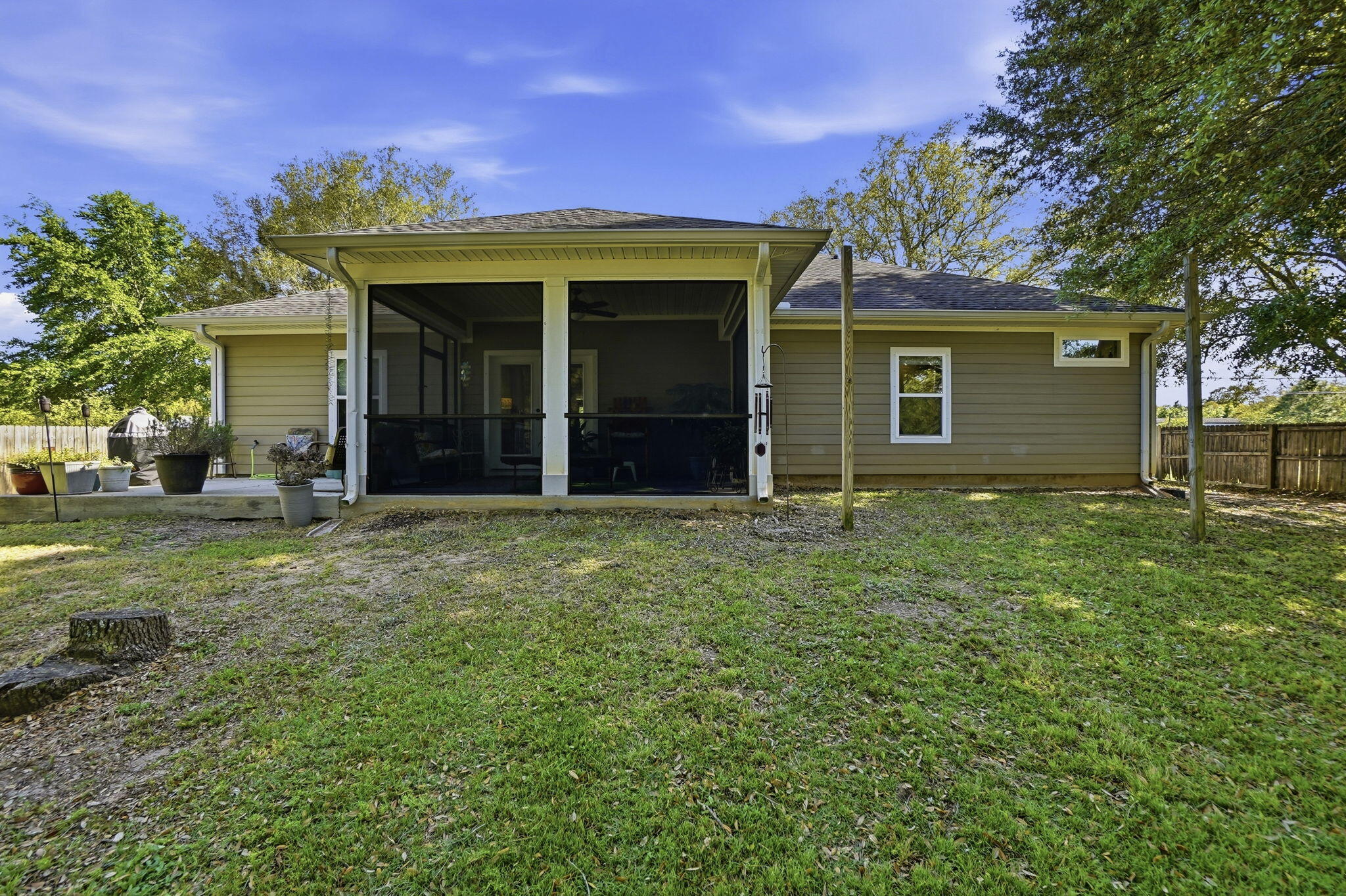 NAVARRE 2ND ADDITION - Residential