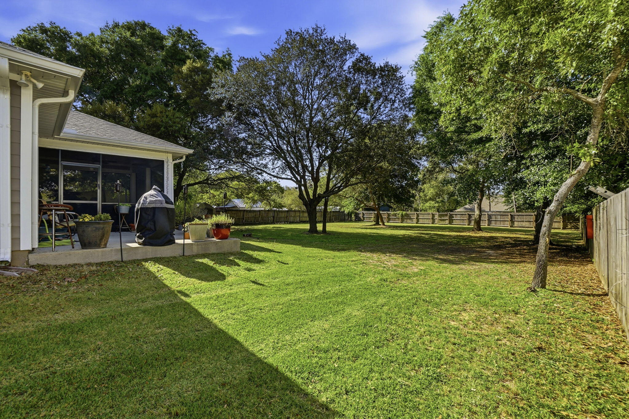 NAVARRE 2ND ADDITION - Residential