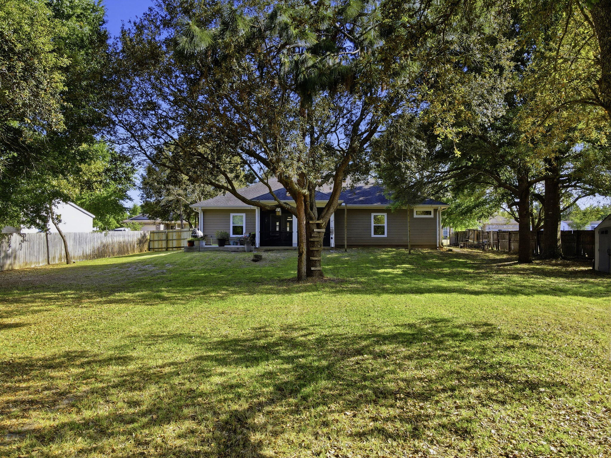 NAVARRE 2ND ADDITION - Residential