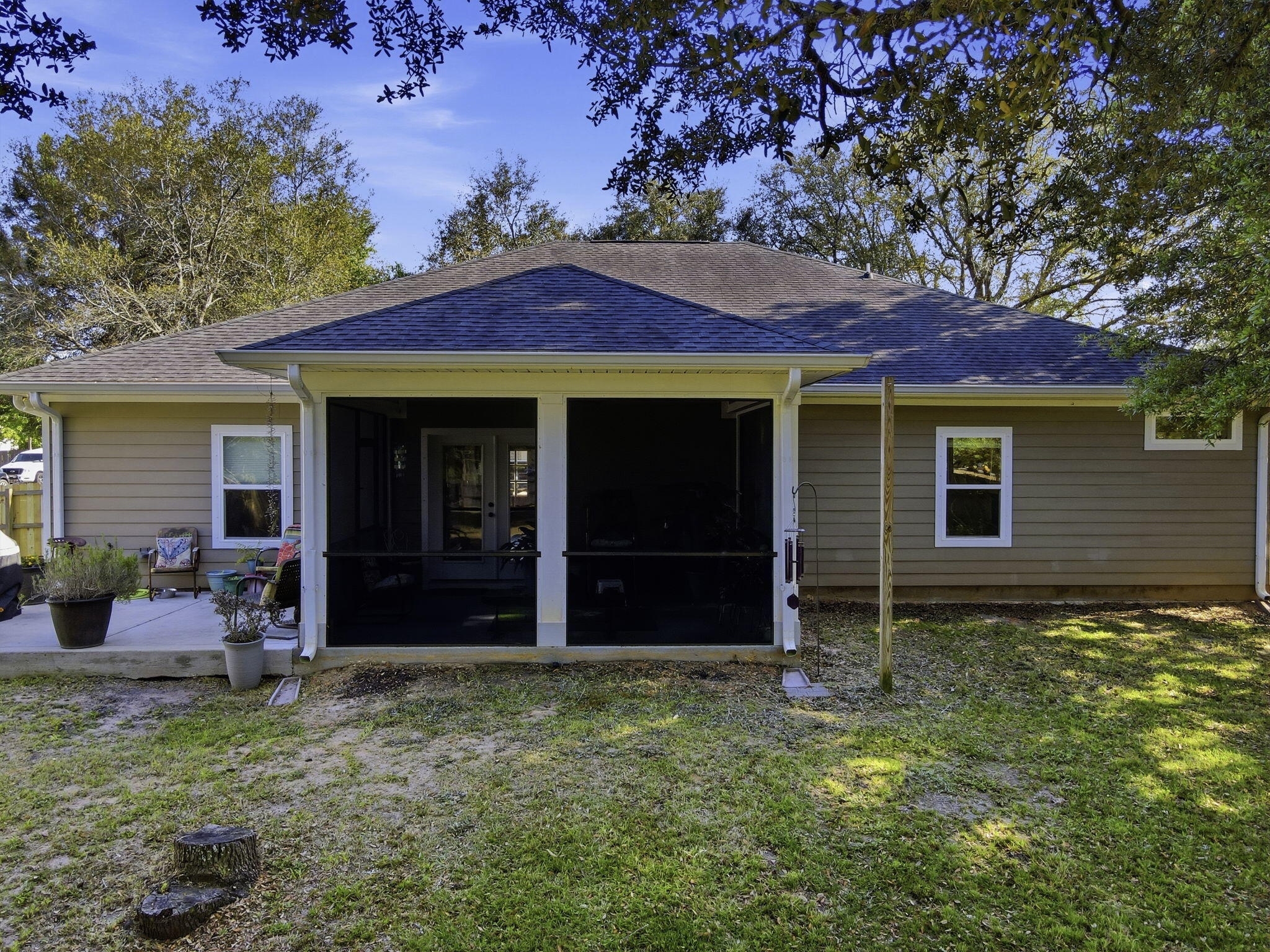 NAVARRE 2ND ADDITION - Residential