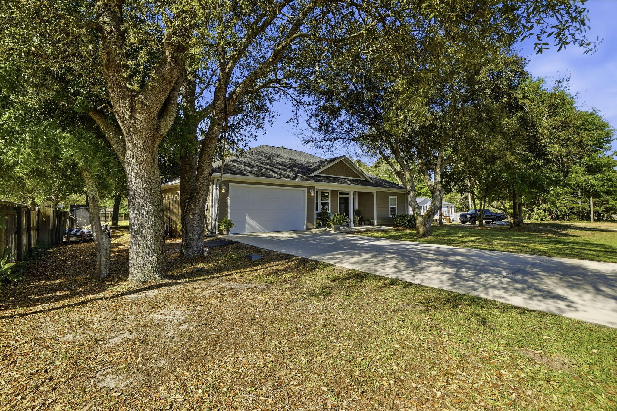 NAVARRE 2ND ADDITION - Residential