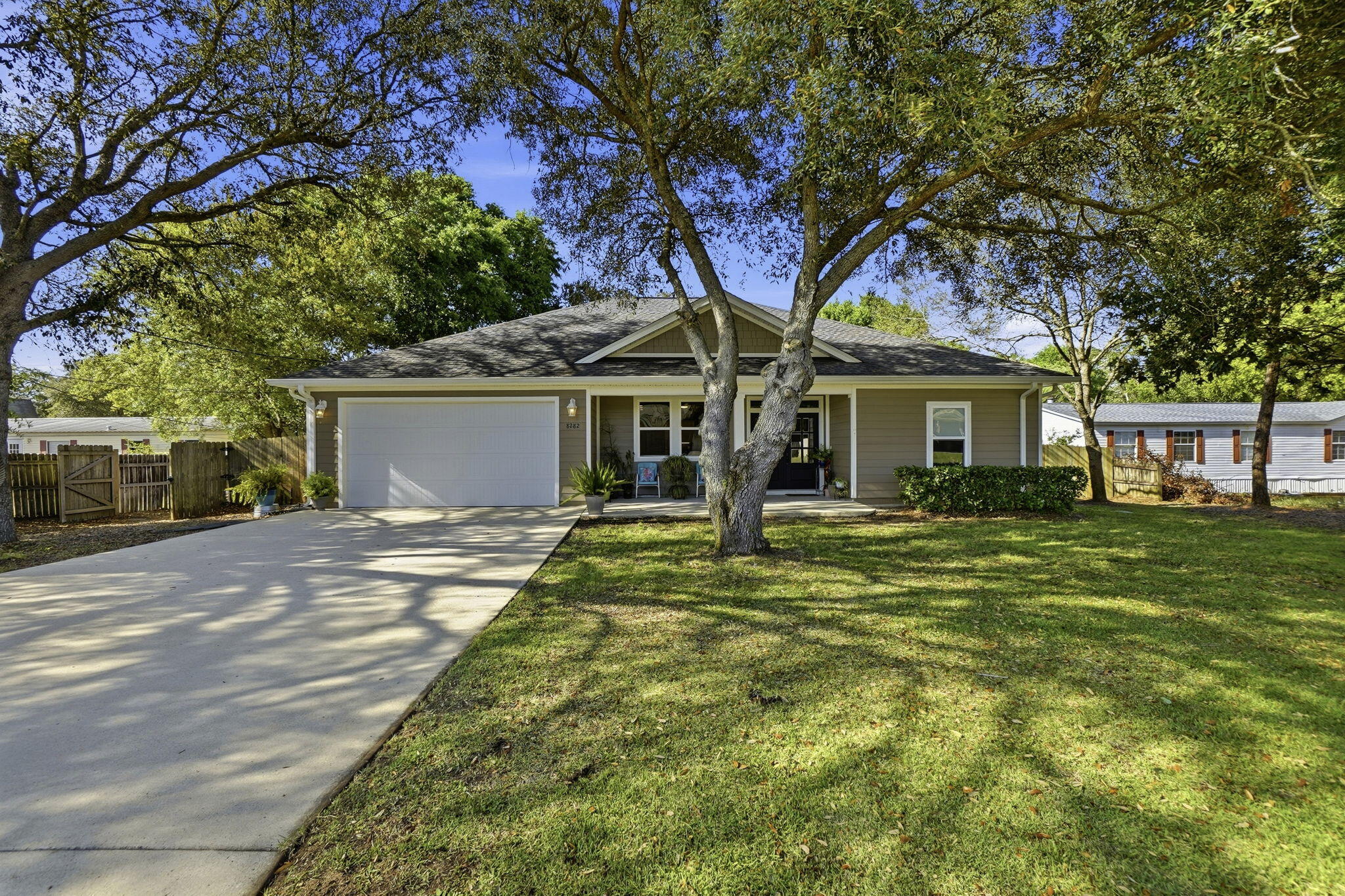 NAVARRE 2ND ADDITION - Residential