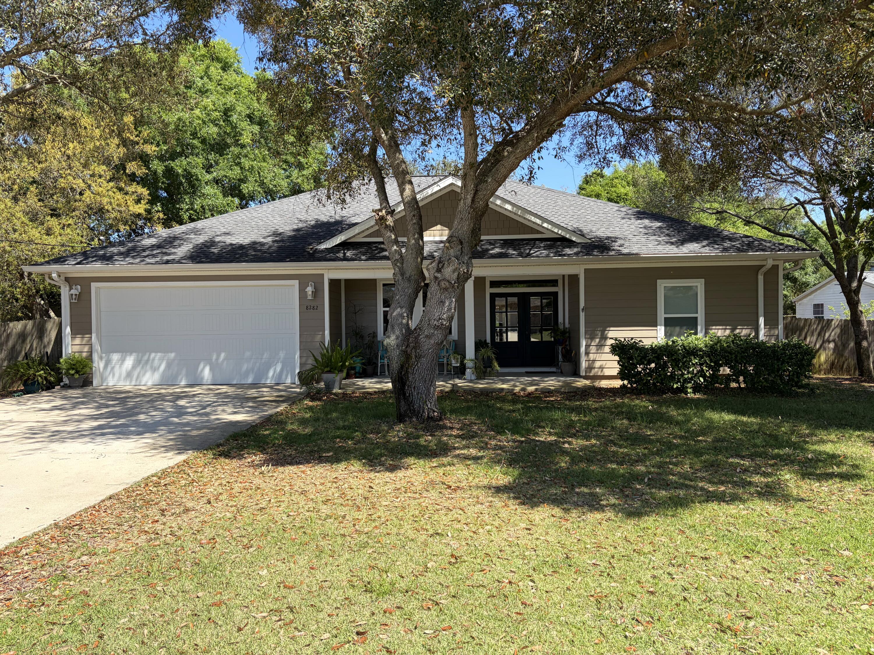 NAVARRE 2ND ADDITION - Residential