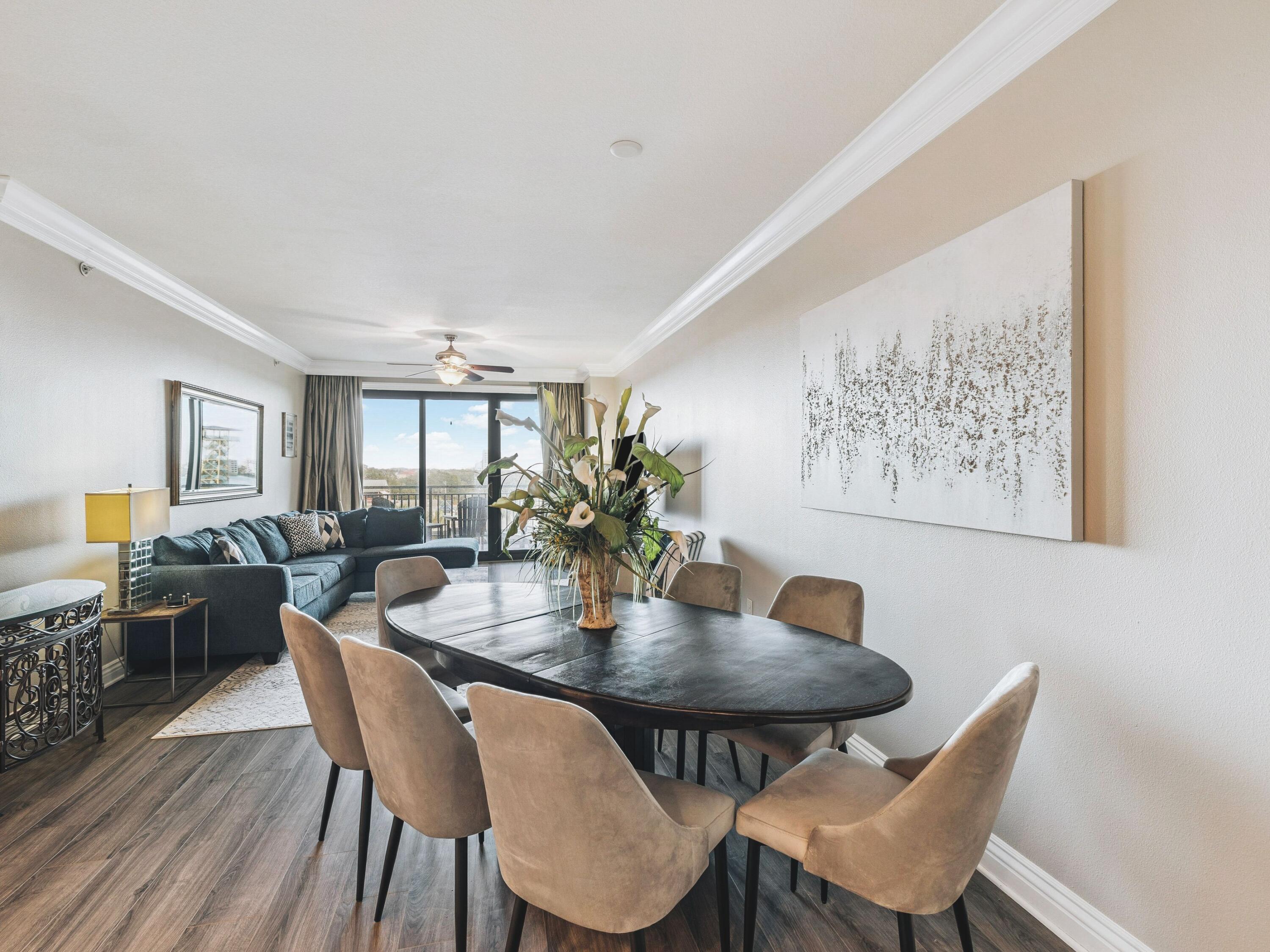 EMERALD GRANDE - Residential