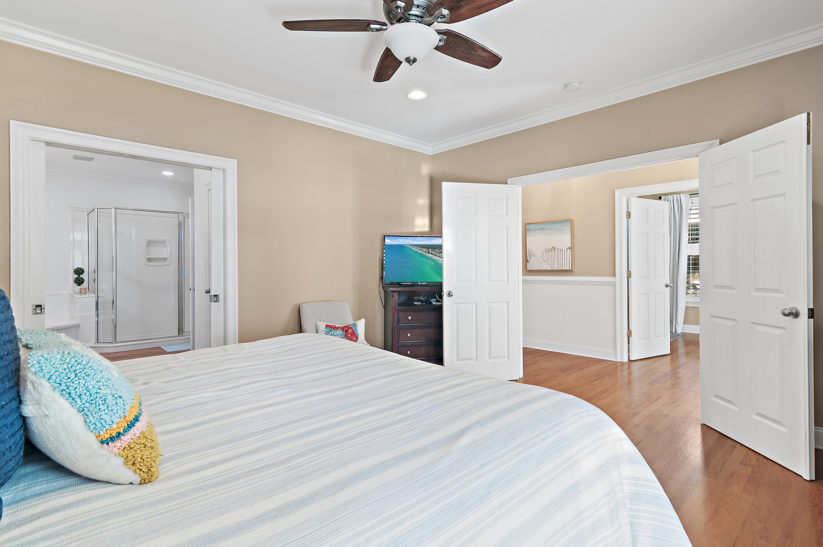 CRYSTAL LAKE  I - Residential