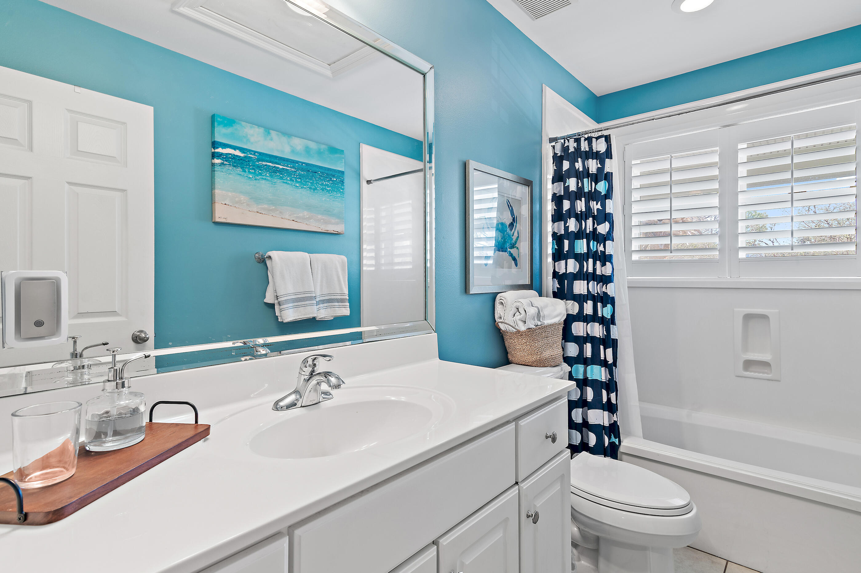 CRYSTAL LAKE  I - Residential