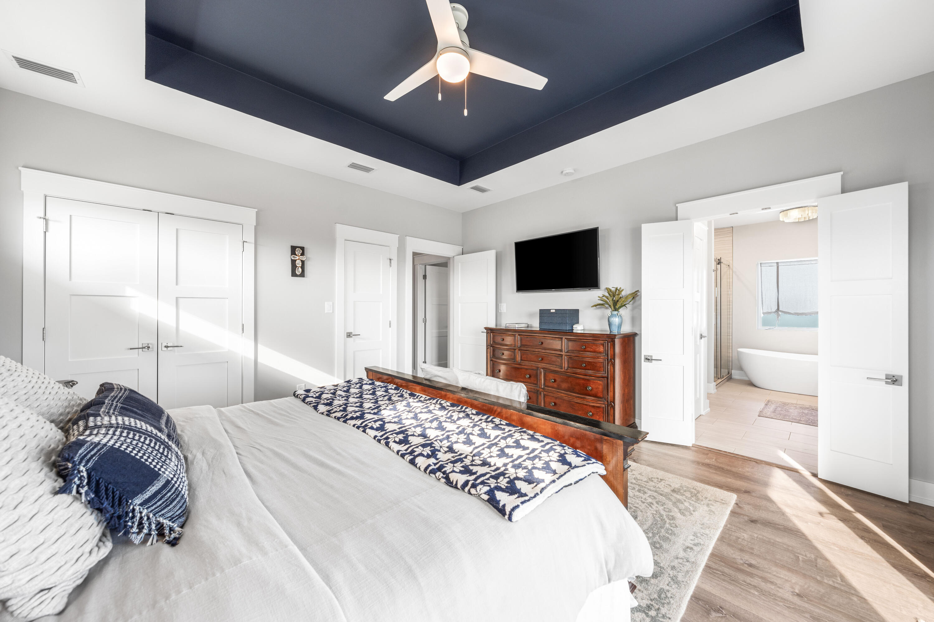 CARIBBEAN ISLES - Residential