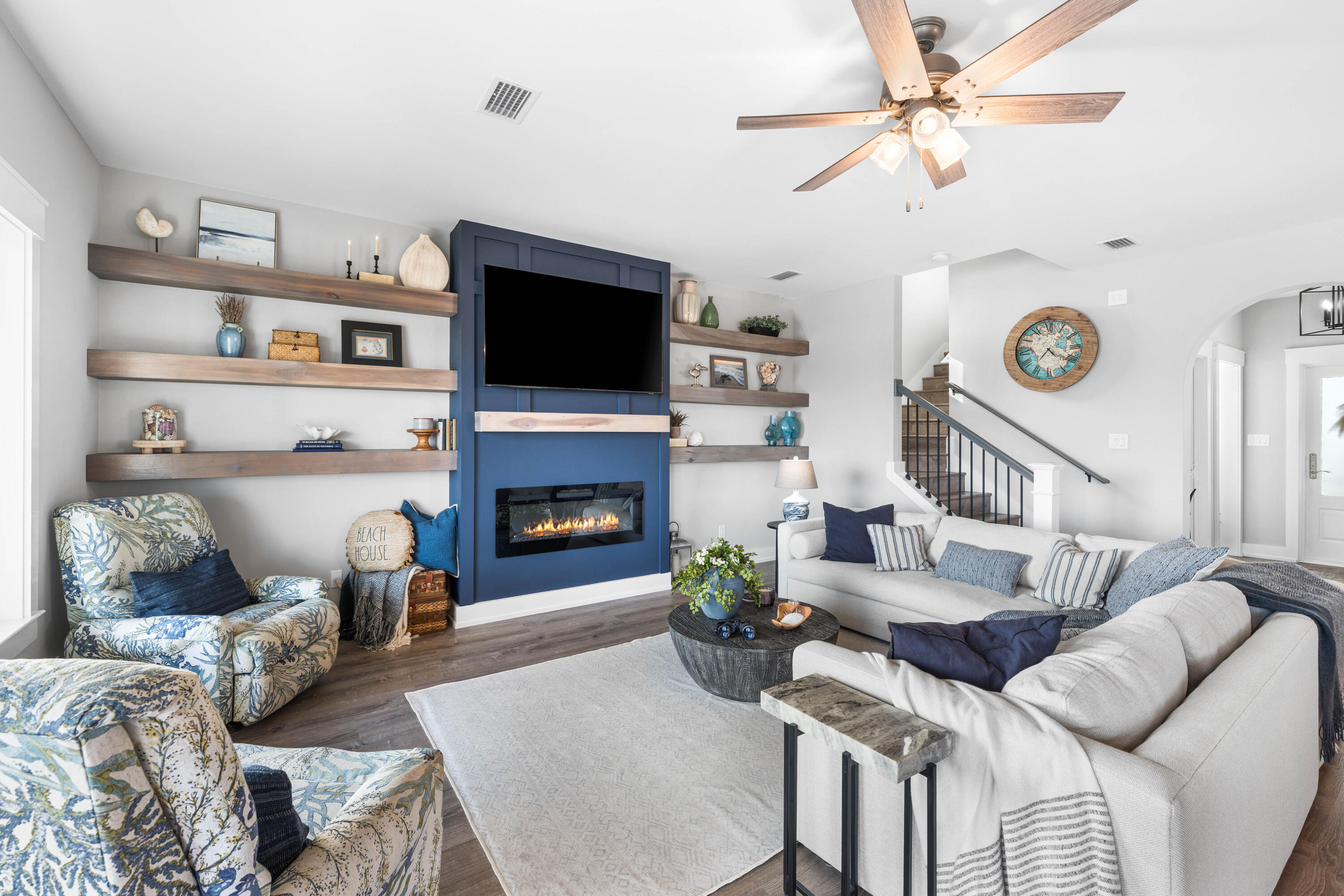 CARIBBEAN ISLES - Residential