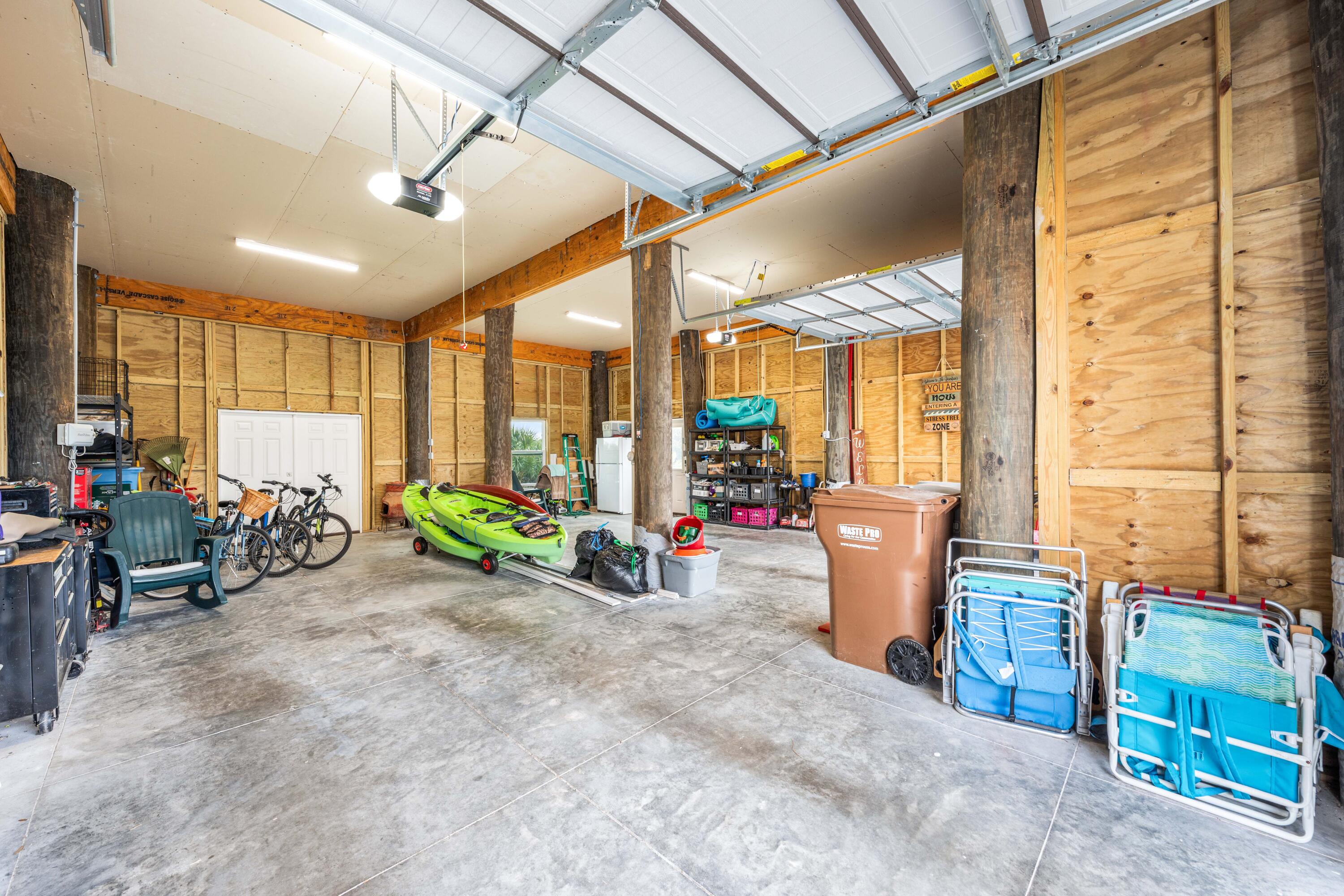 CARIBBEAN ISLES - Residential