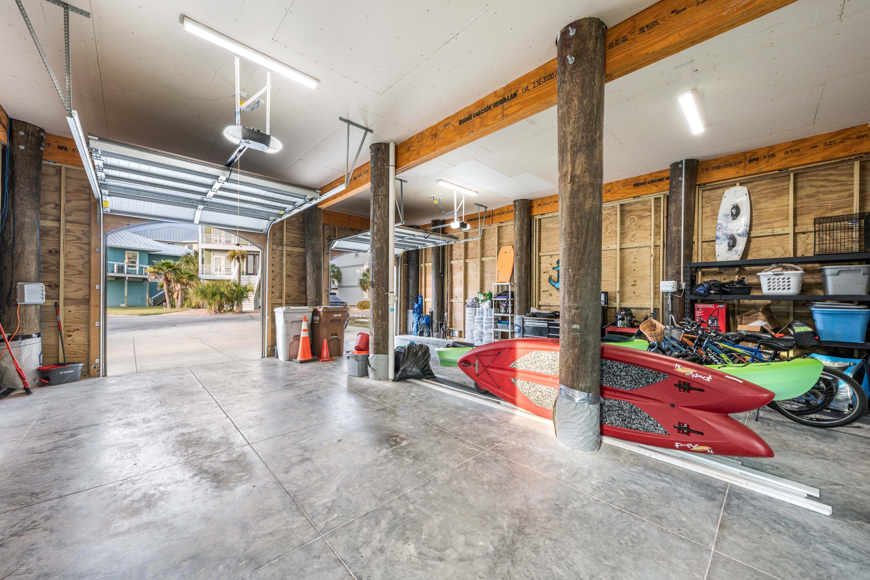 CARIBBEAN ISLES - Residential