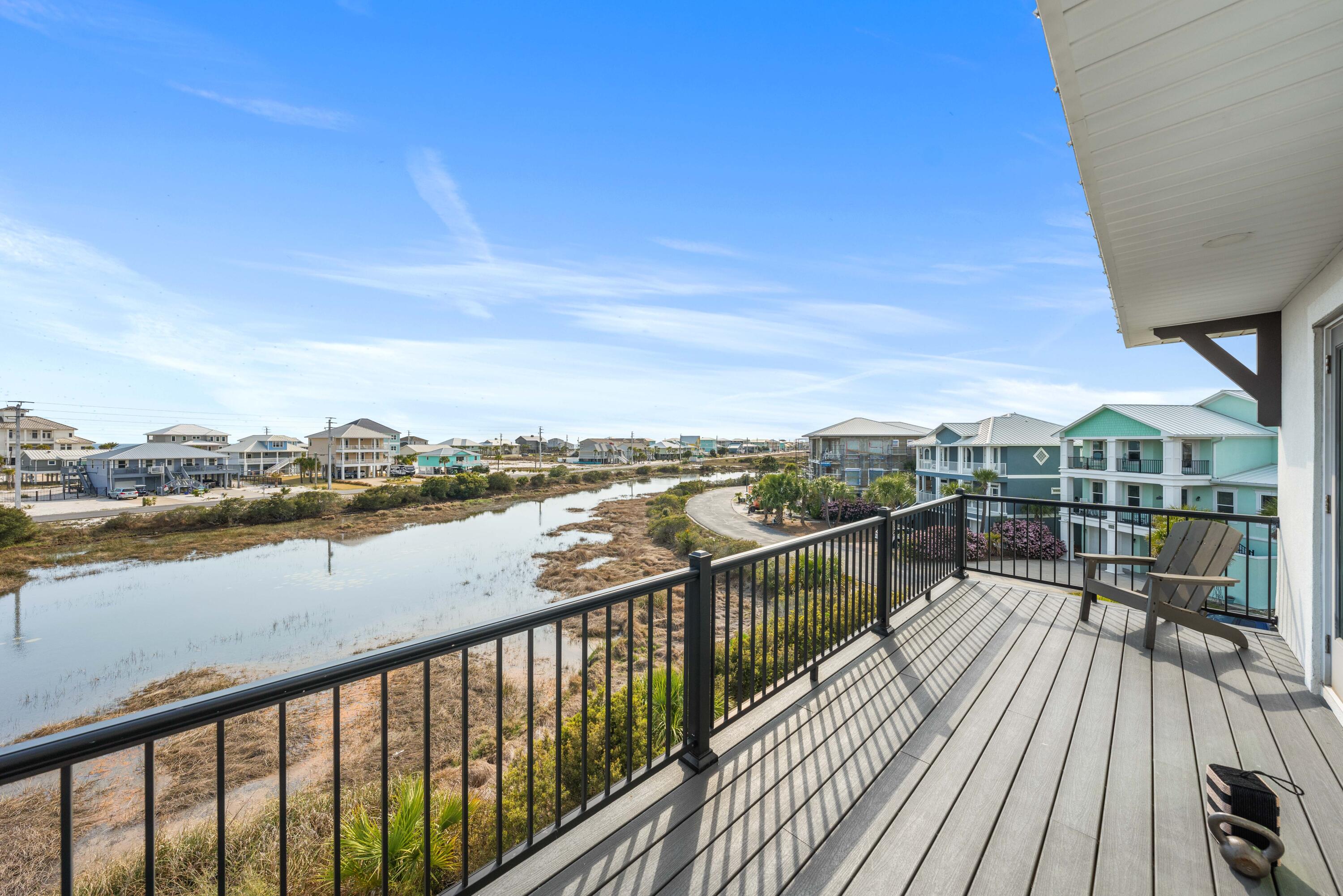 CARIBBEAN ISLES - Residential