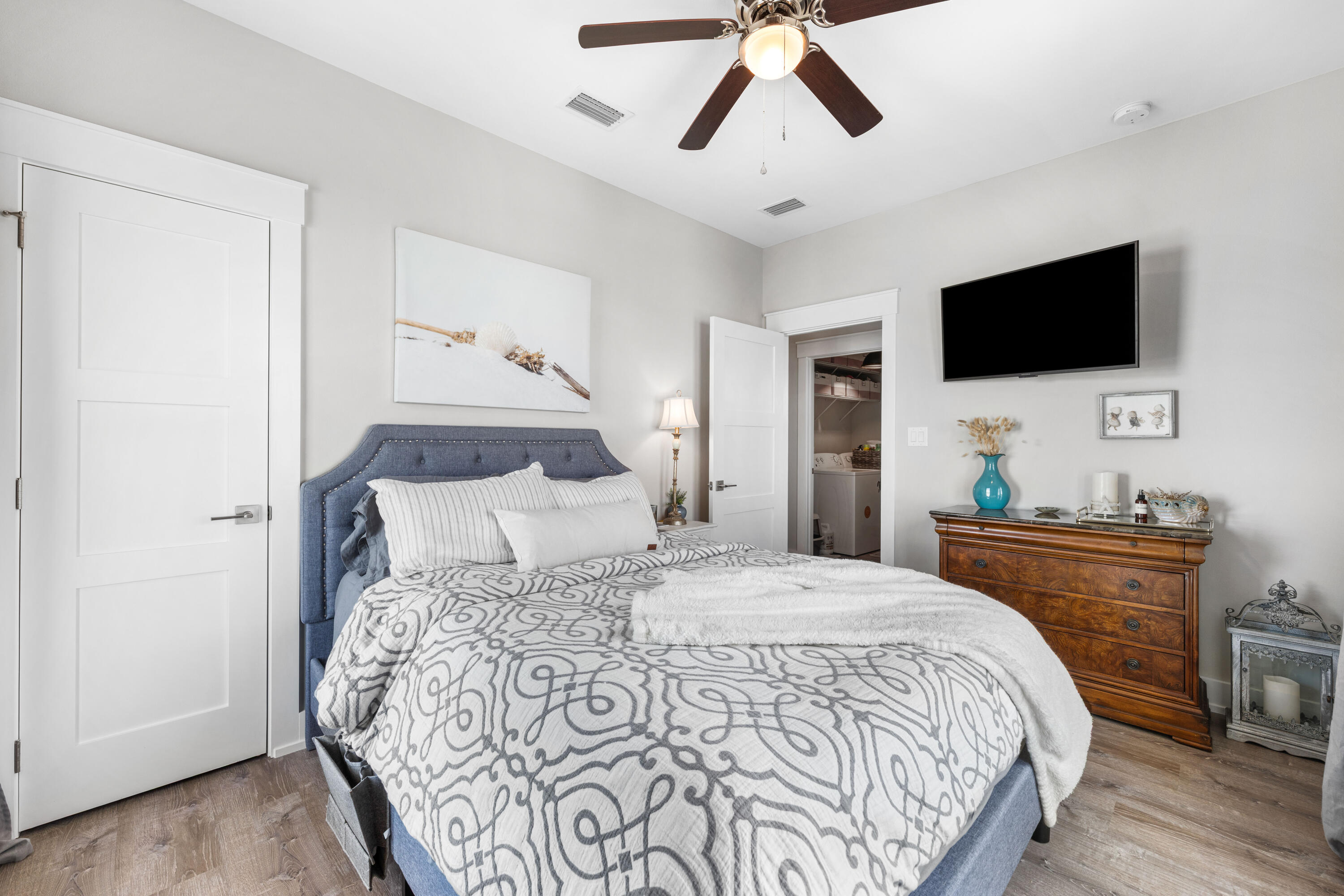 CARIBBEAN ISLES - Residential