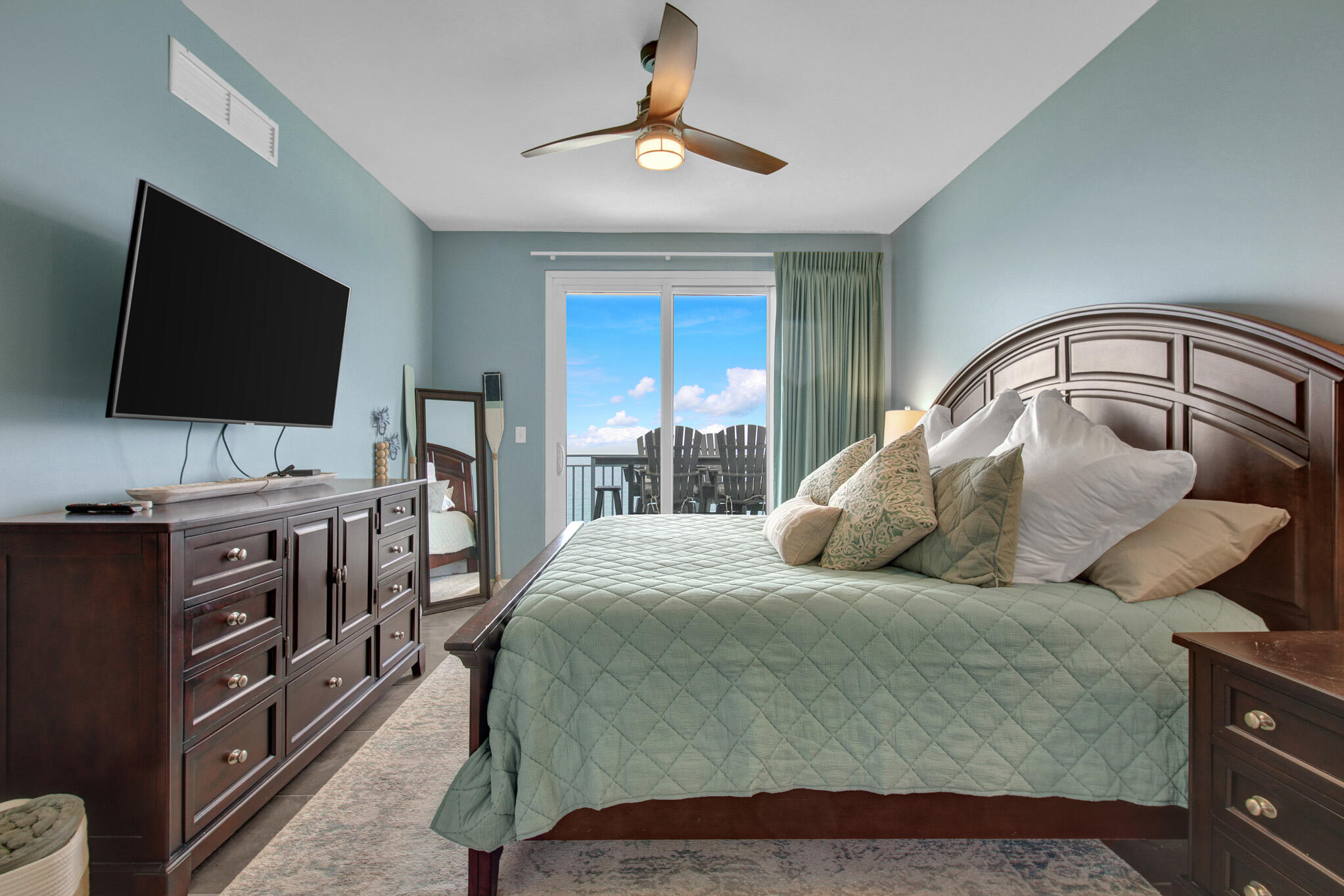 Sterling Breeze - Residential