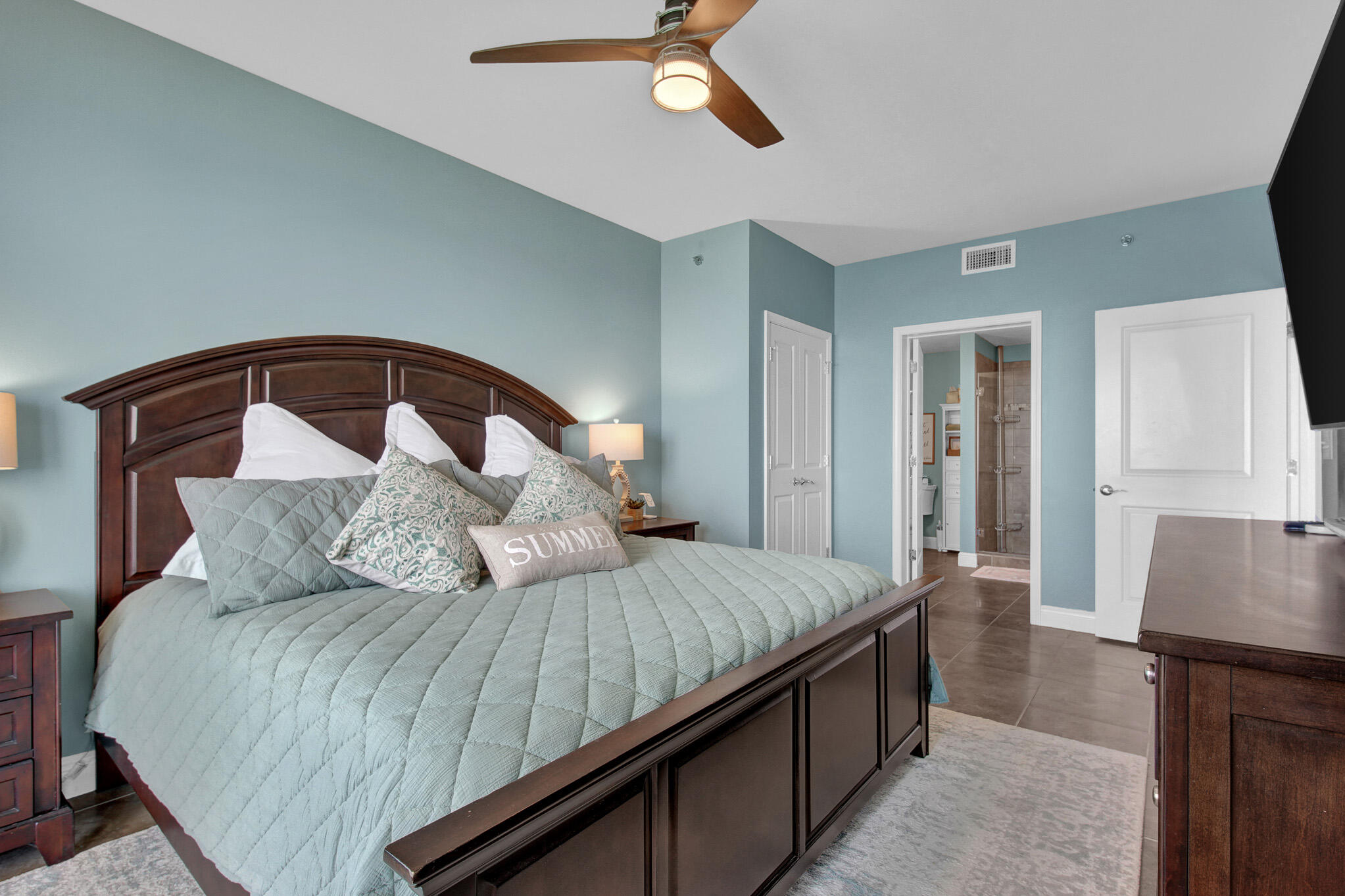 Sterling Breeze - Residential