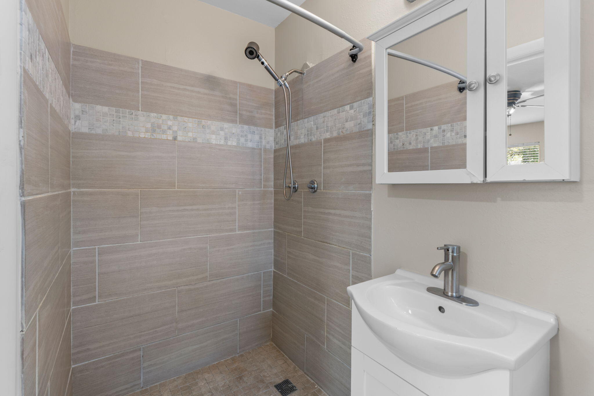 ROSEWOOD HOMES - Residential