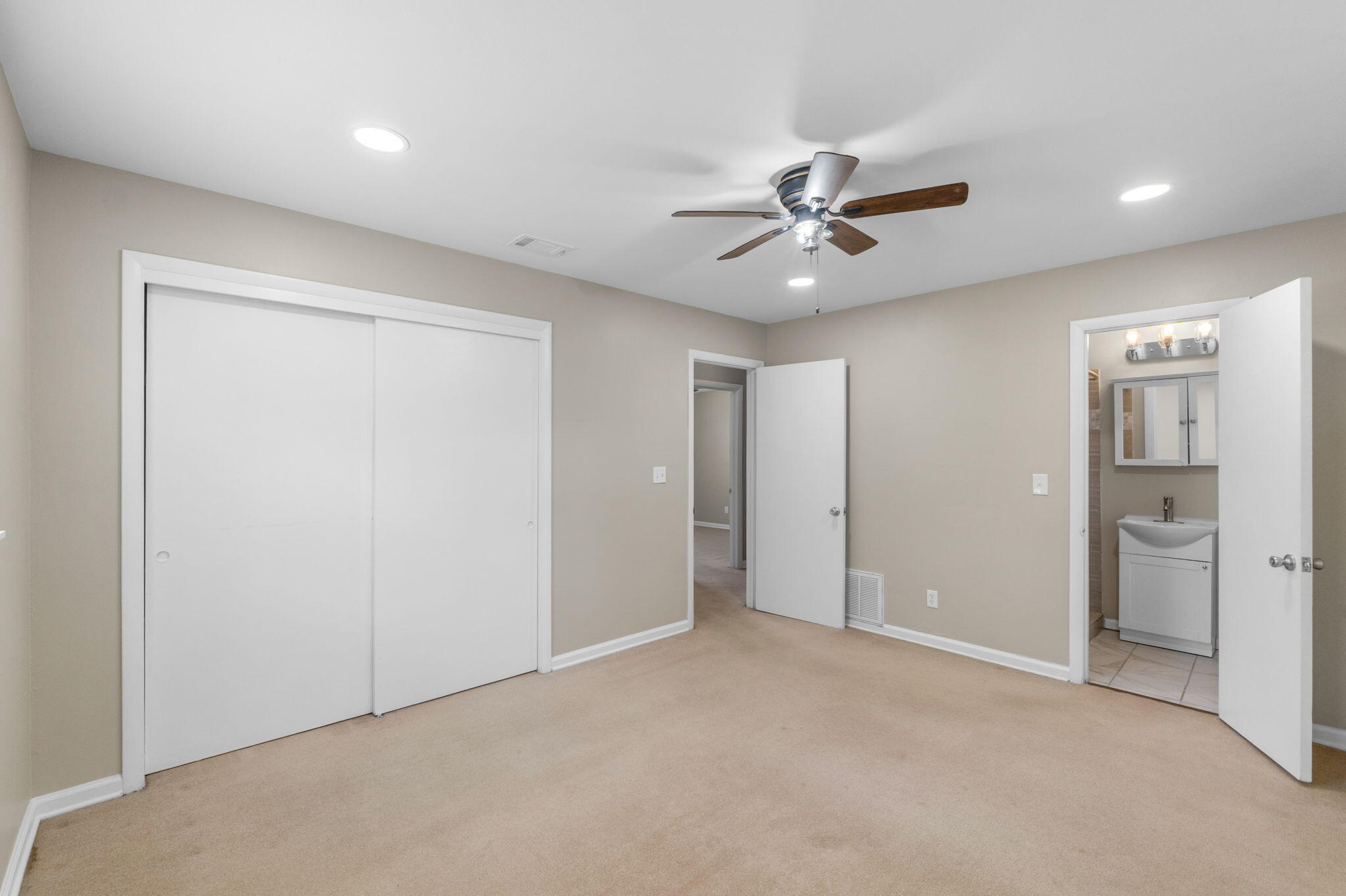 ROSEWOOD HOMES - Residential