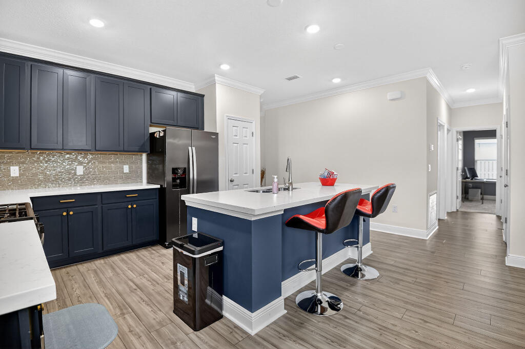 HAMMOCK BAY - Residential