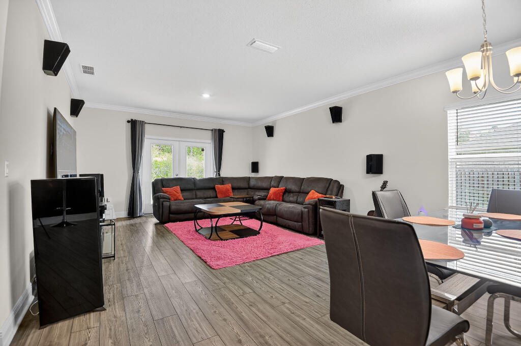 HAMMOCK BAY - Residential