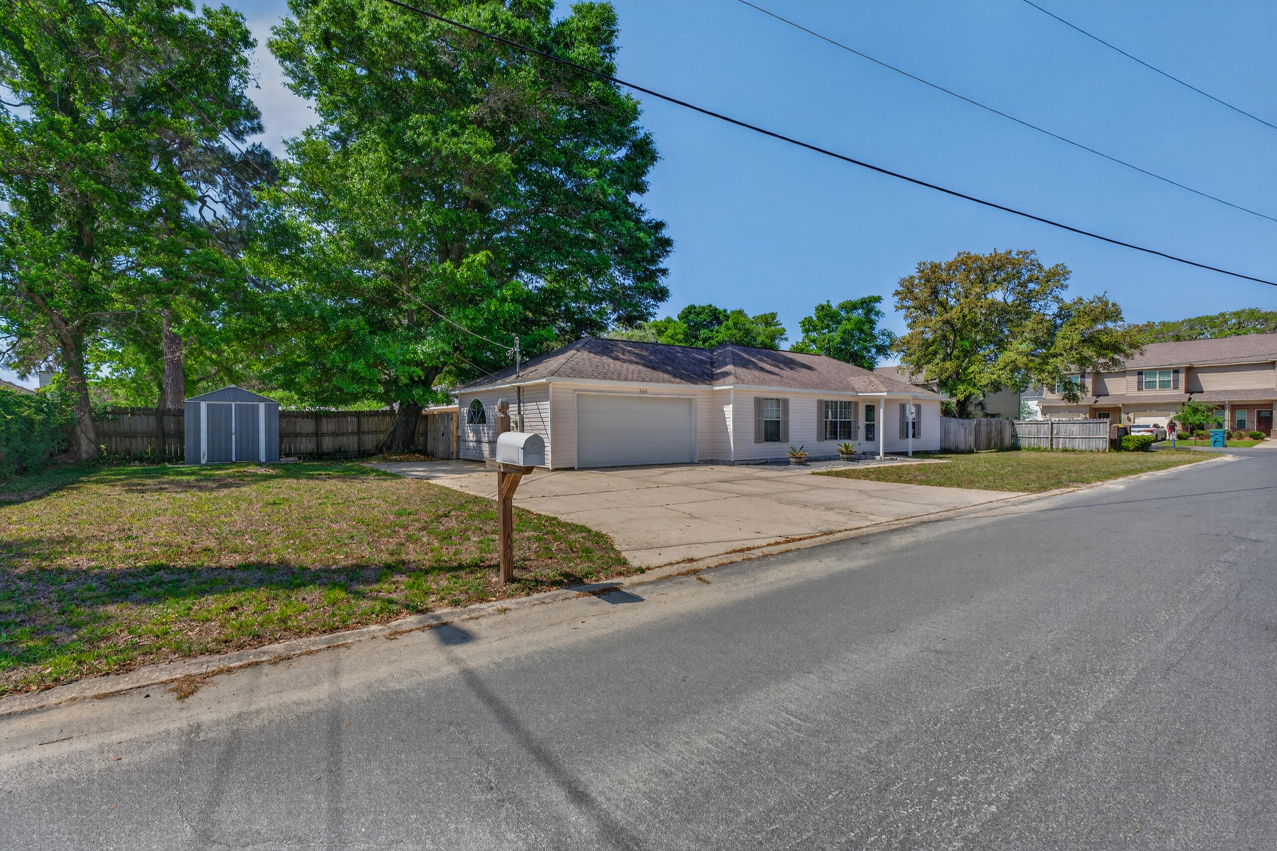 MILLS LANDING - Residential