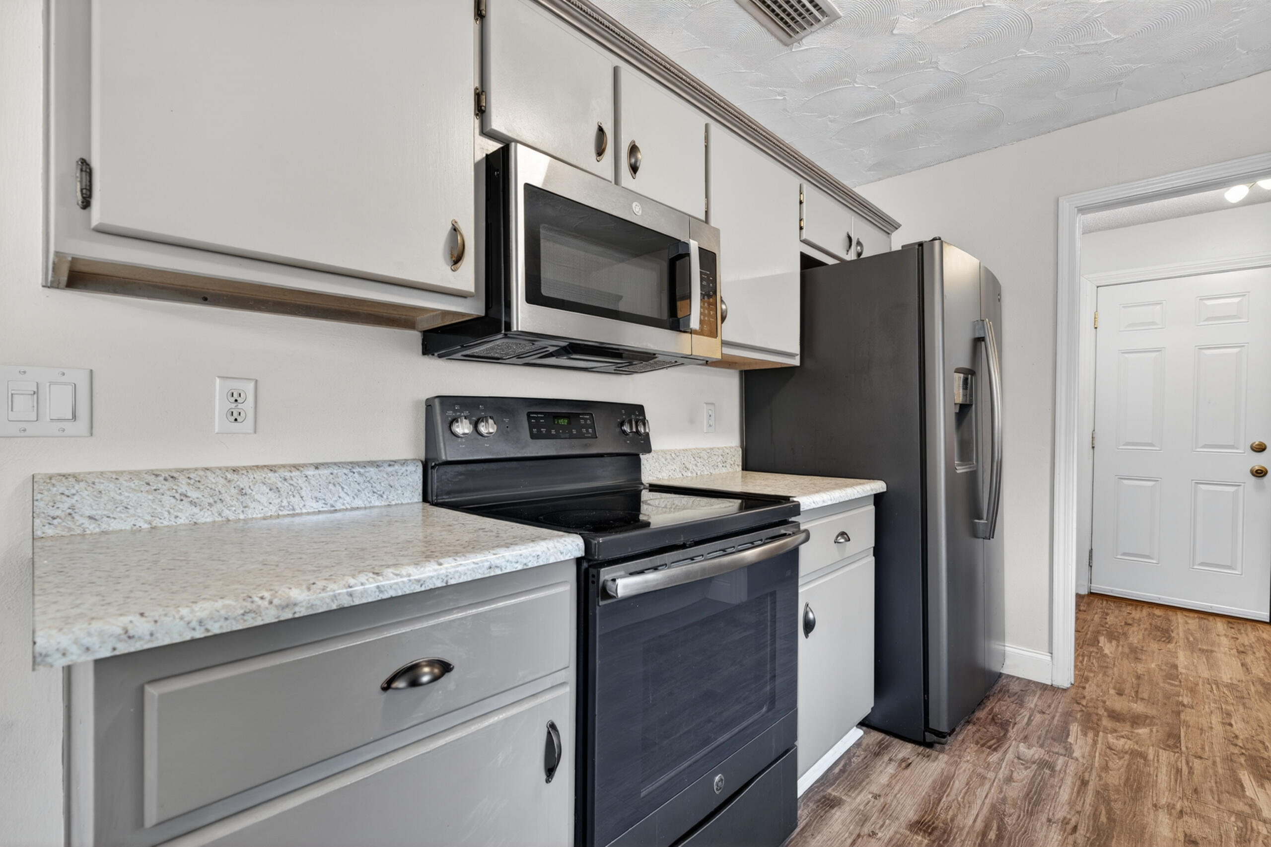 MILLS LANDING - Residential