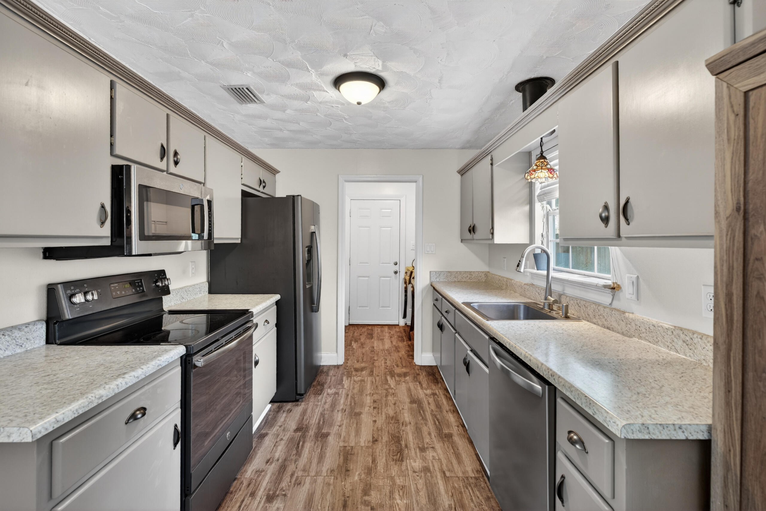 MILLS LANDING - Residential