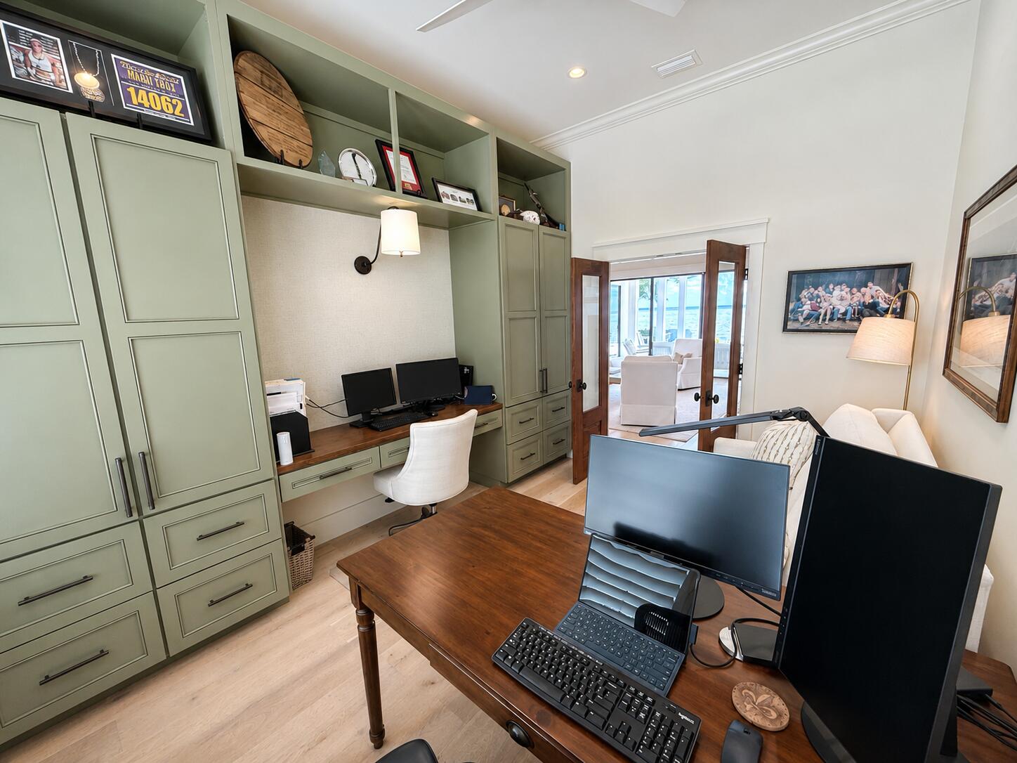 HOLIDAY SHORES ESTATES 1ST ADDN - Residential