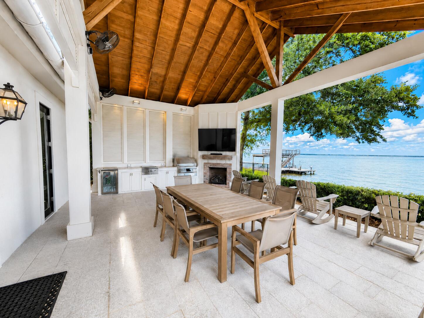 HOLIDAY SHORES ESTATES 1ST ADDN - Residential