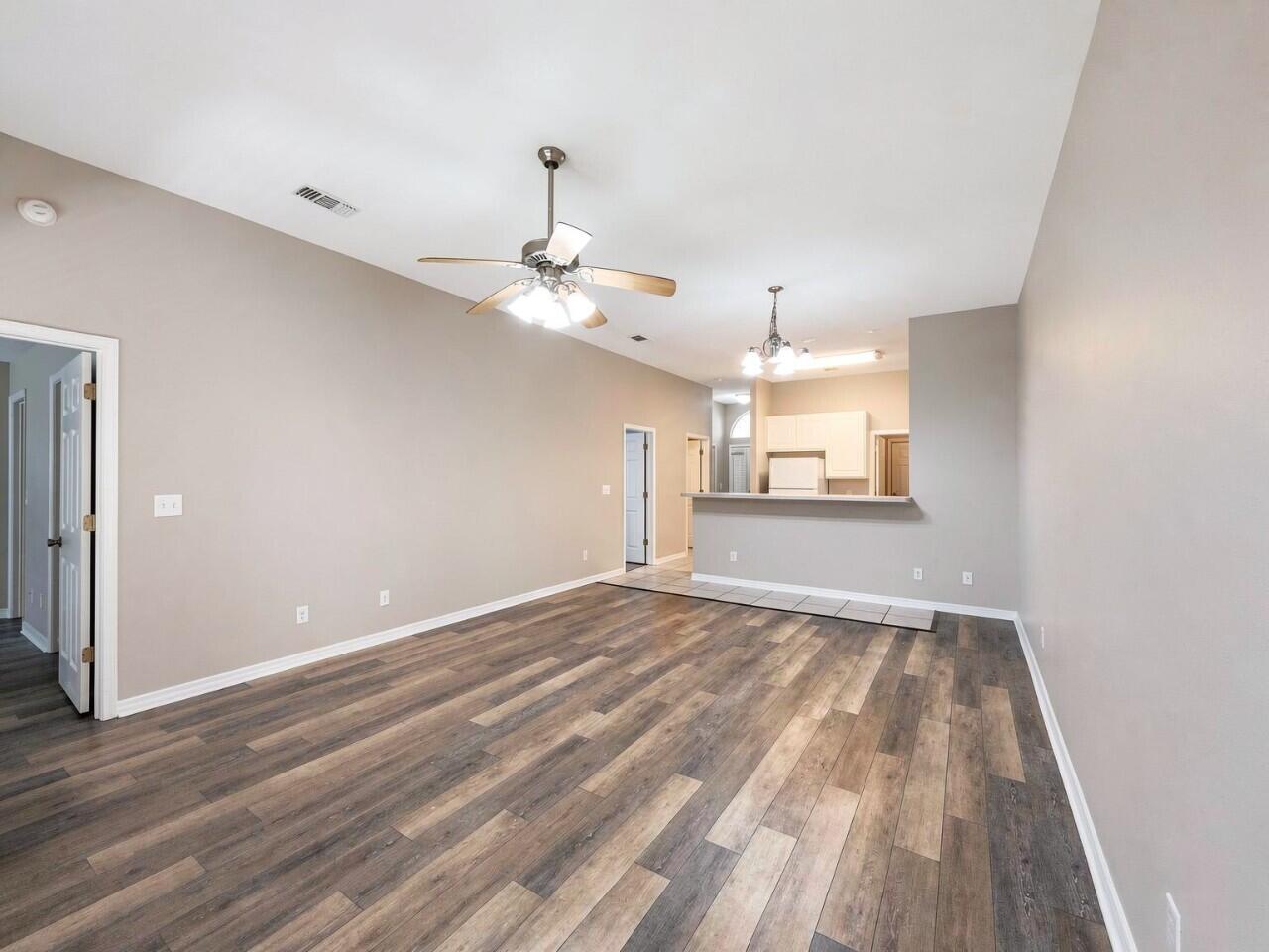 SHANYN TAYLOR OAKS - Residential Lease