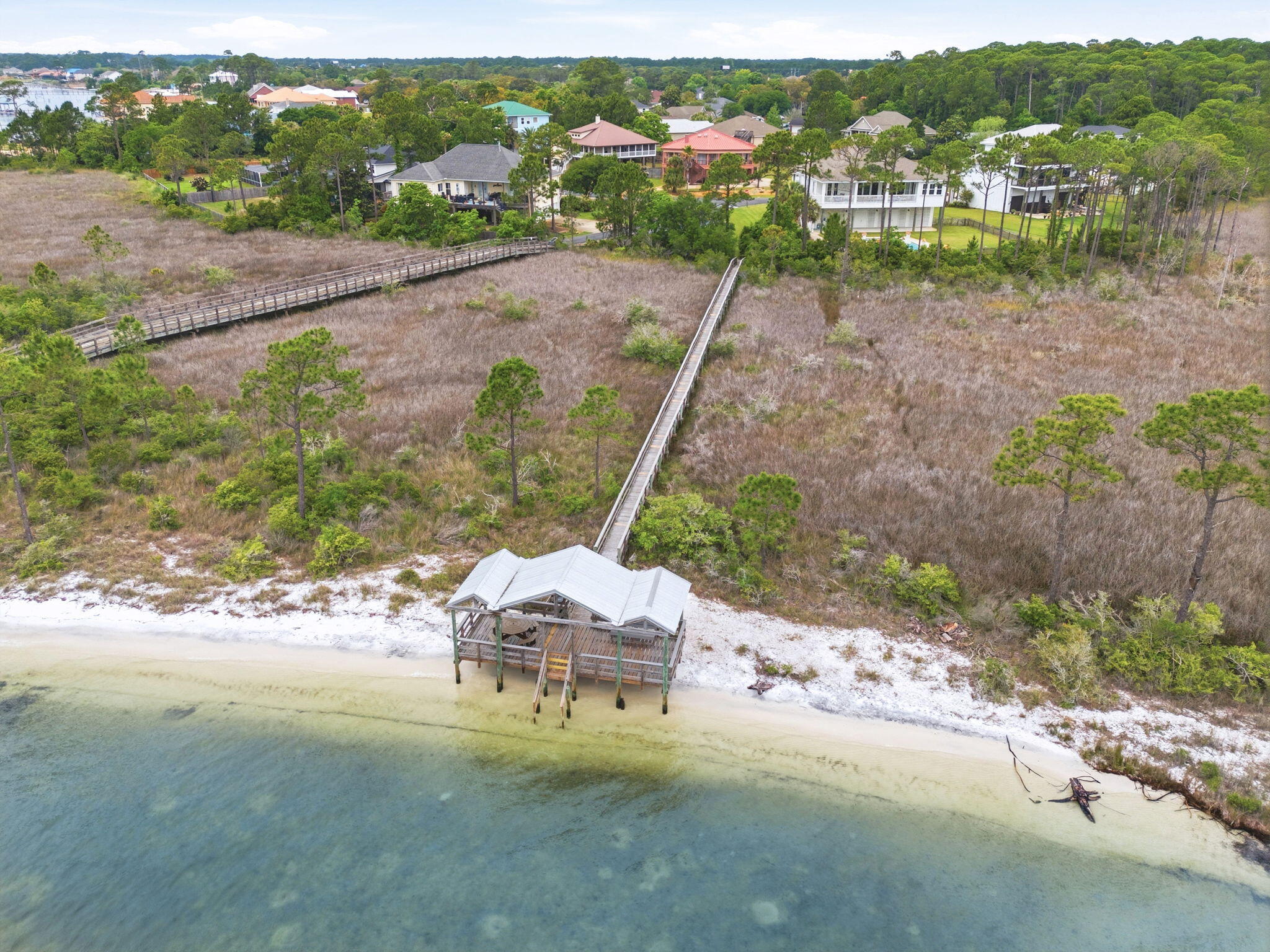 BISCAYNE POINTE - Residential