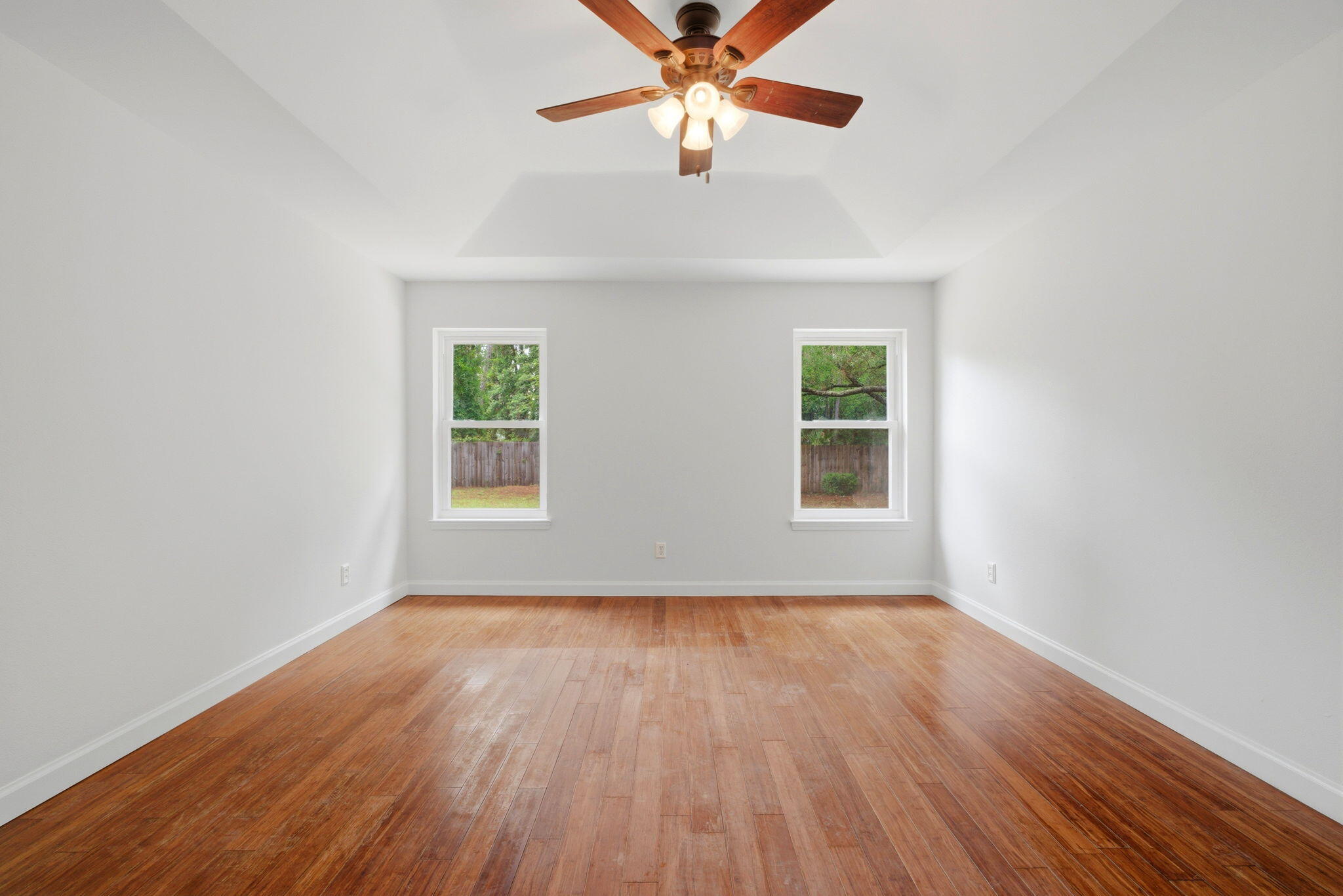 BISCAYNE POINTE - Residential