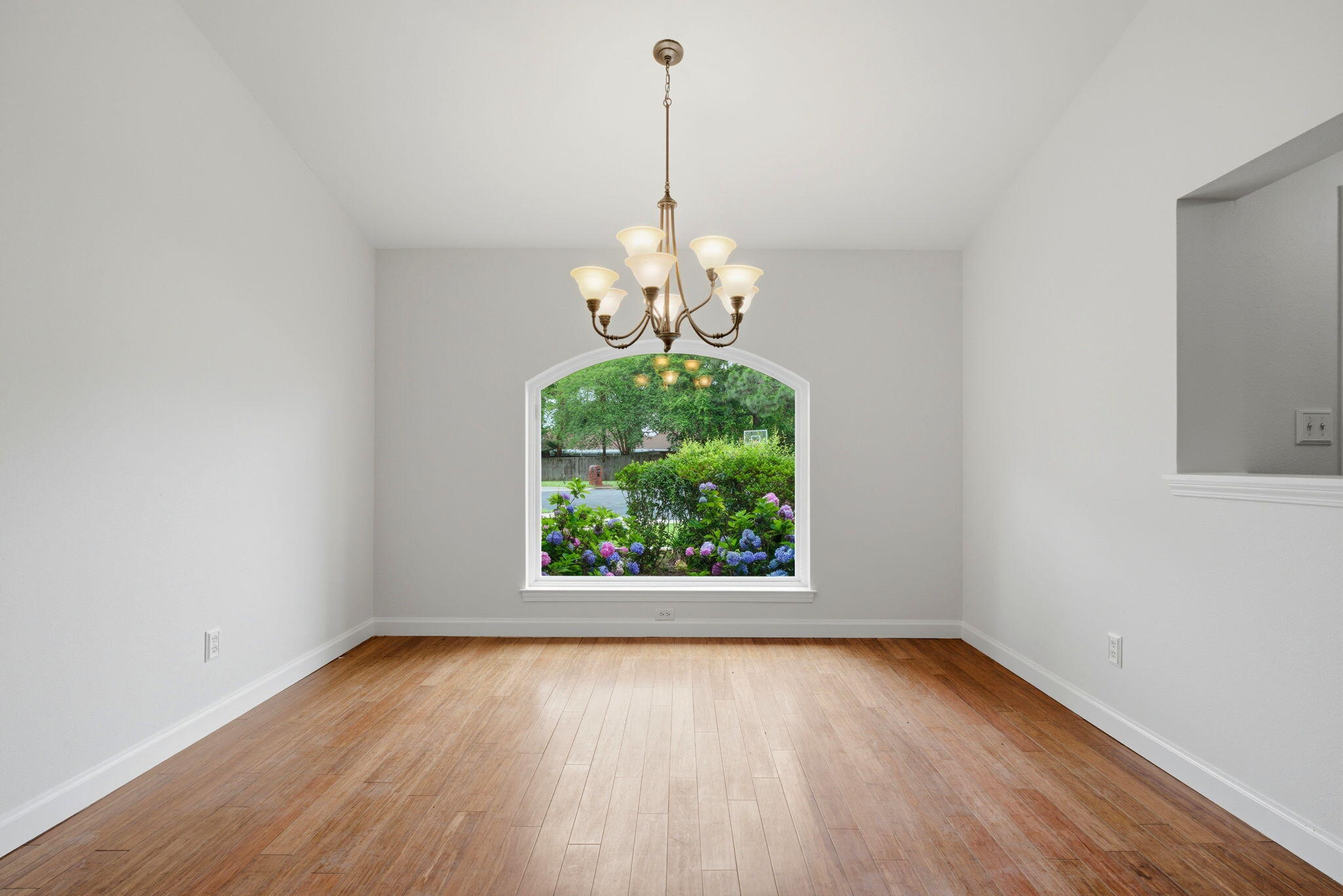BISCAYNE POINTE - Residential