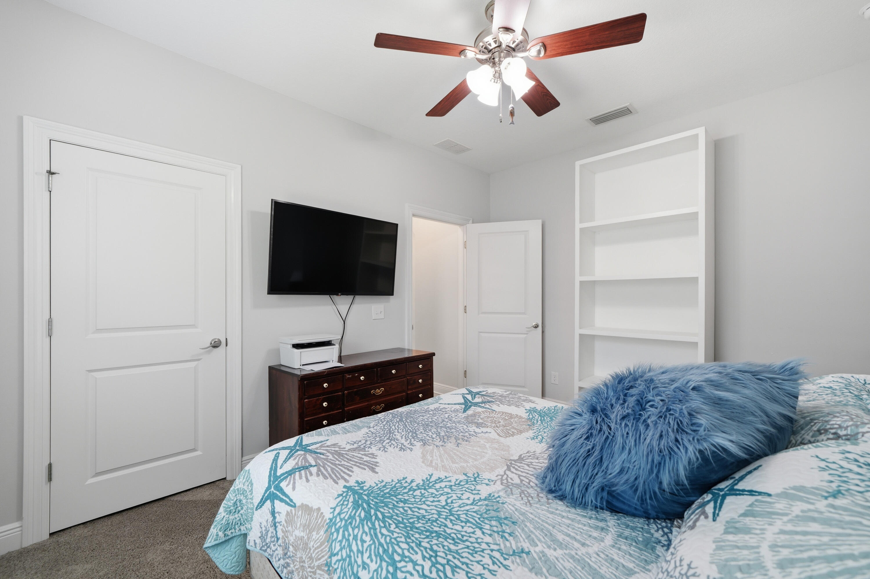 BAYSIDE - Residential