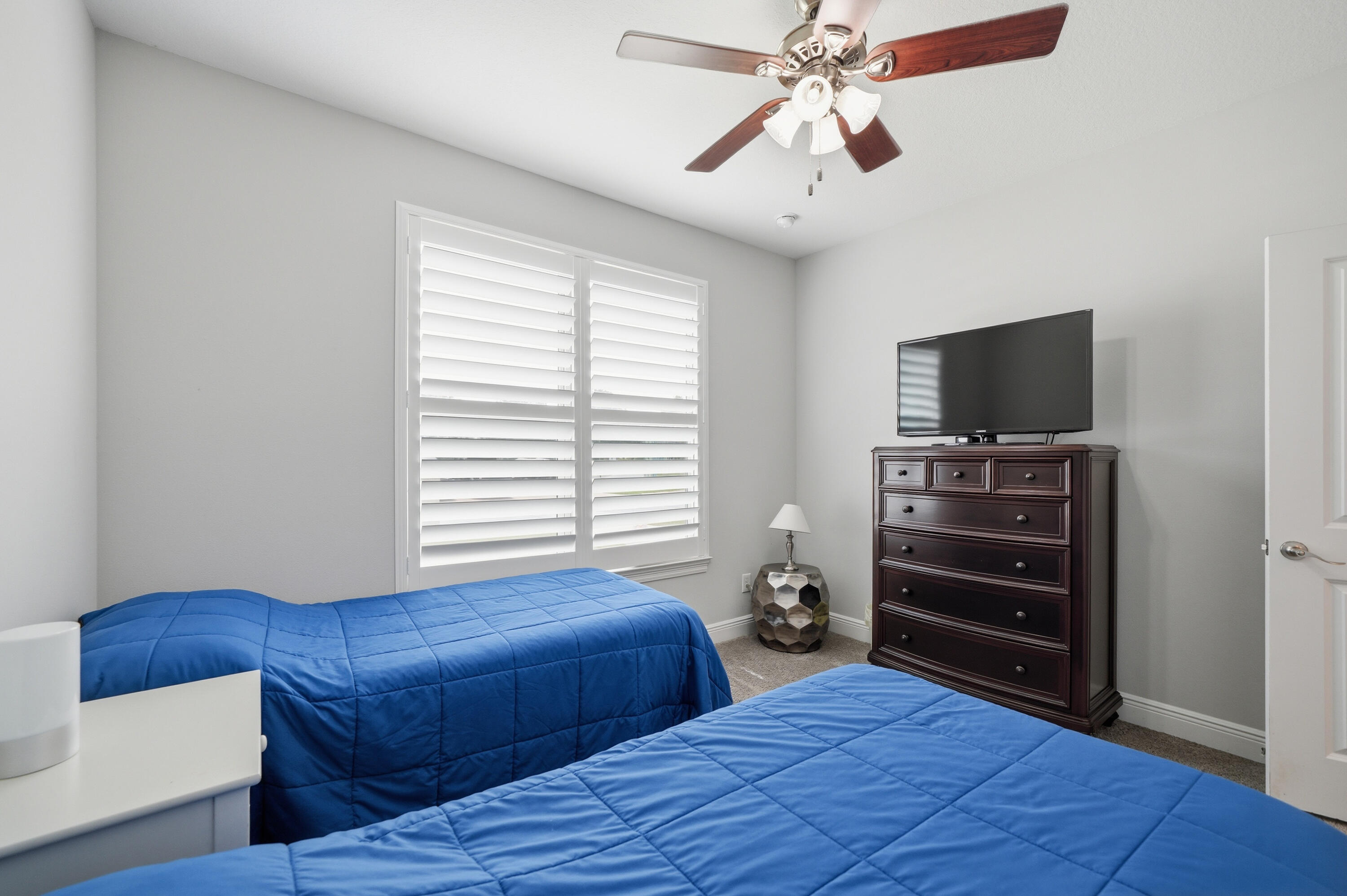 BAYSIDE - Residential