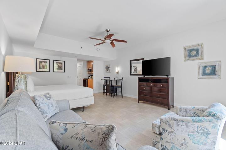 BAHIA CONDO - Residential